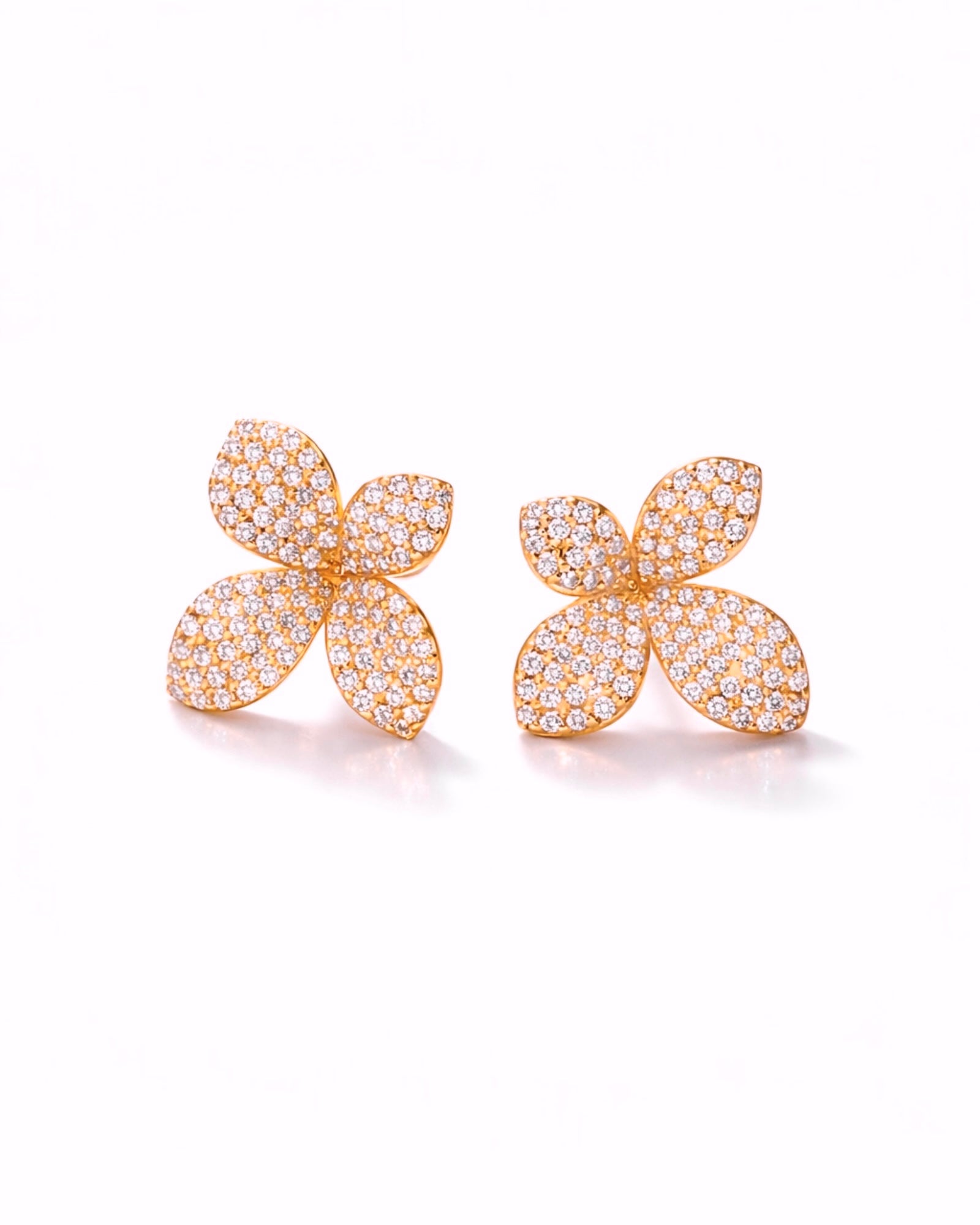 Brincos Pétalas em Prata Rosa