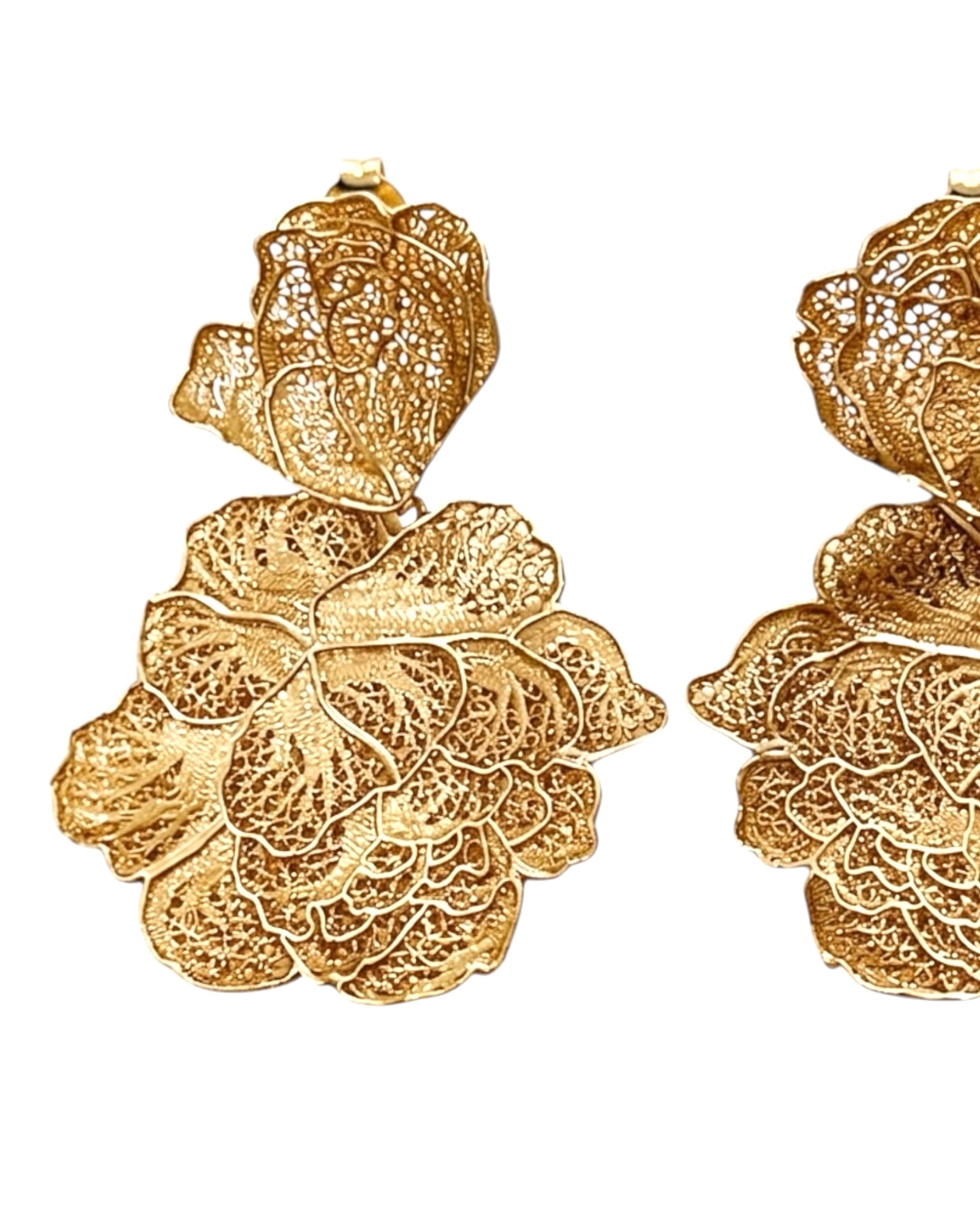 Brincos Flor de Filigrana em Prata Dourada