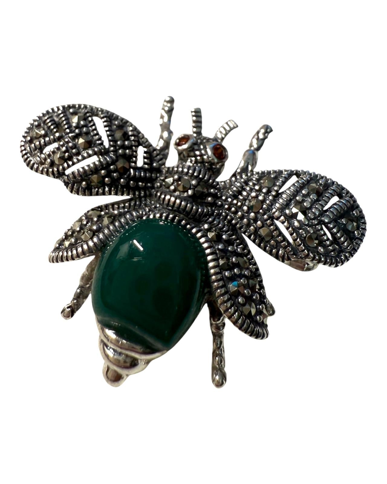 Alfinete Abelha com Marcassites e Pedra Verde em Prata )