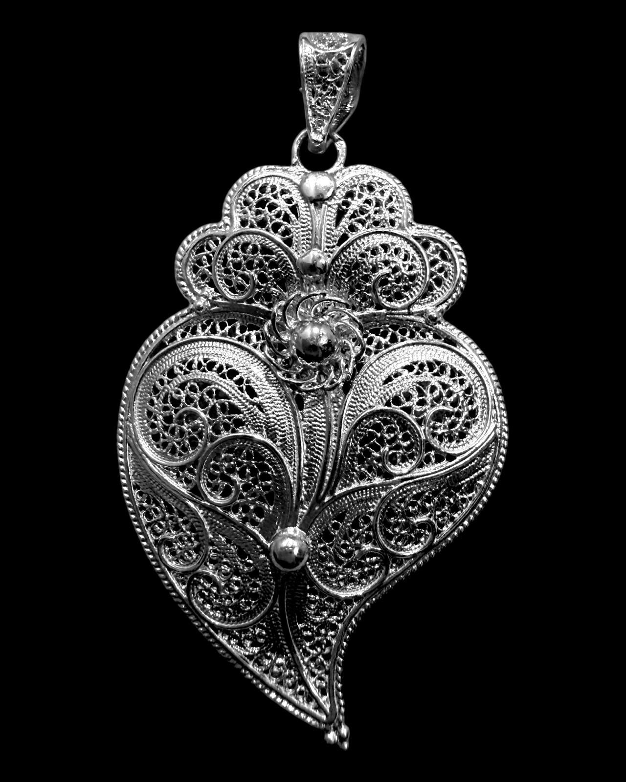Filigree Cross Medal in Silver