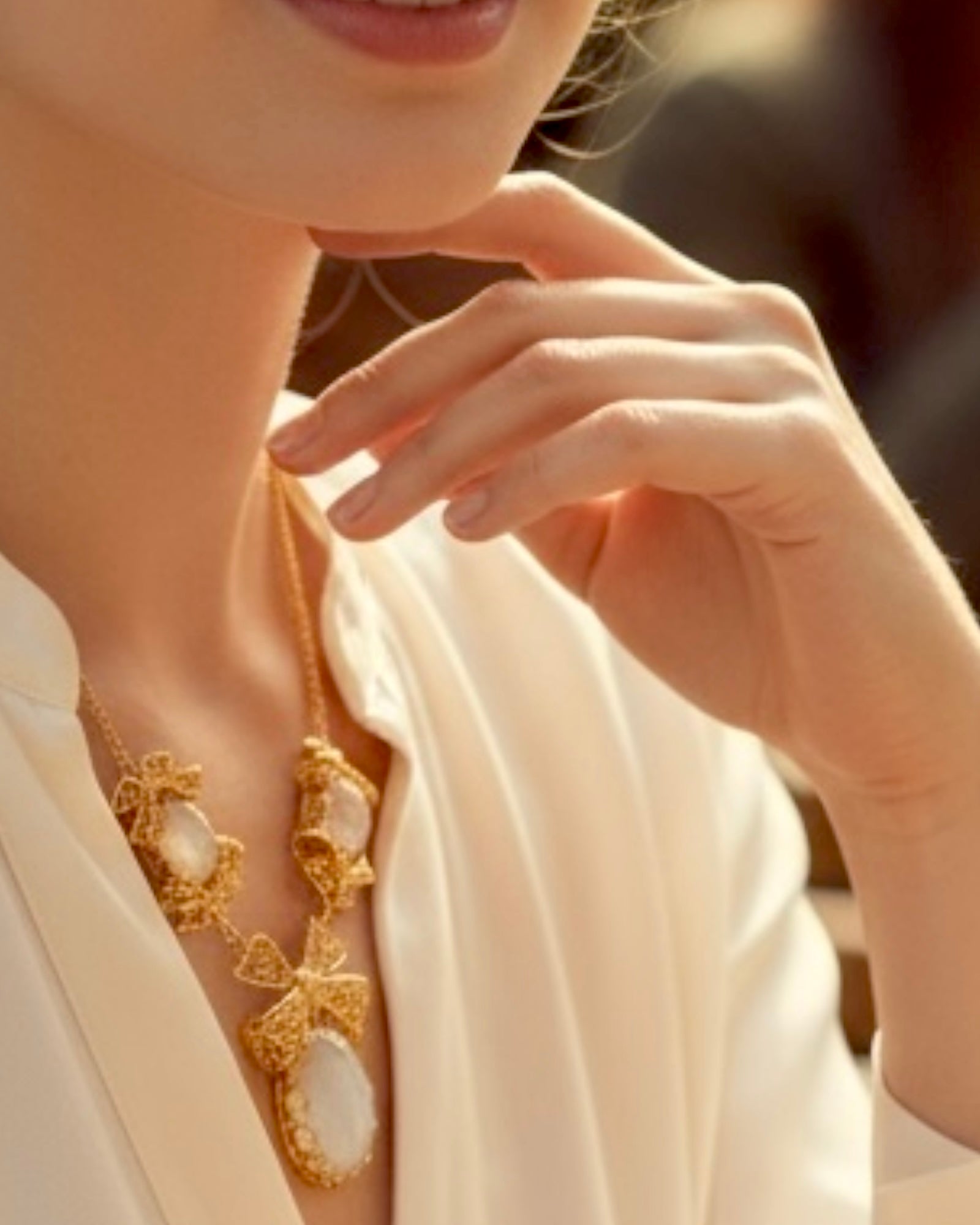 Filigree Bow Necklace in Gold-Plated Silver