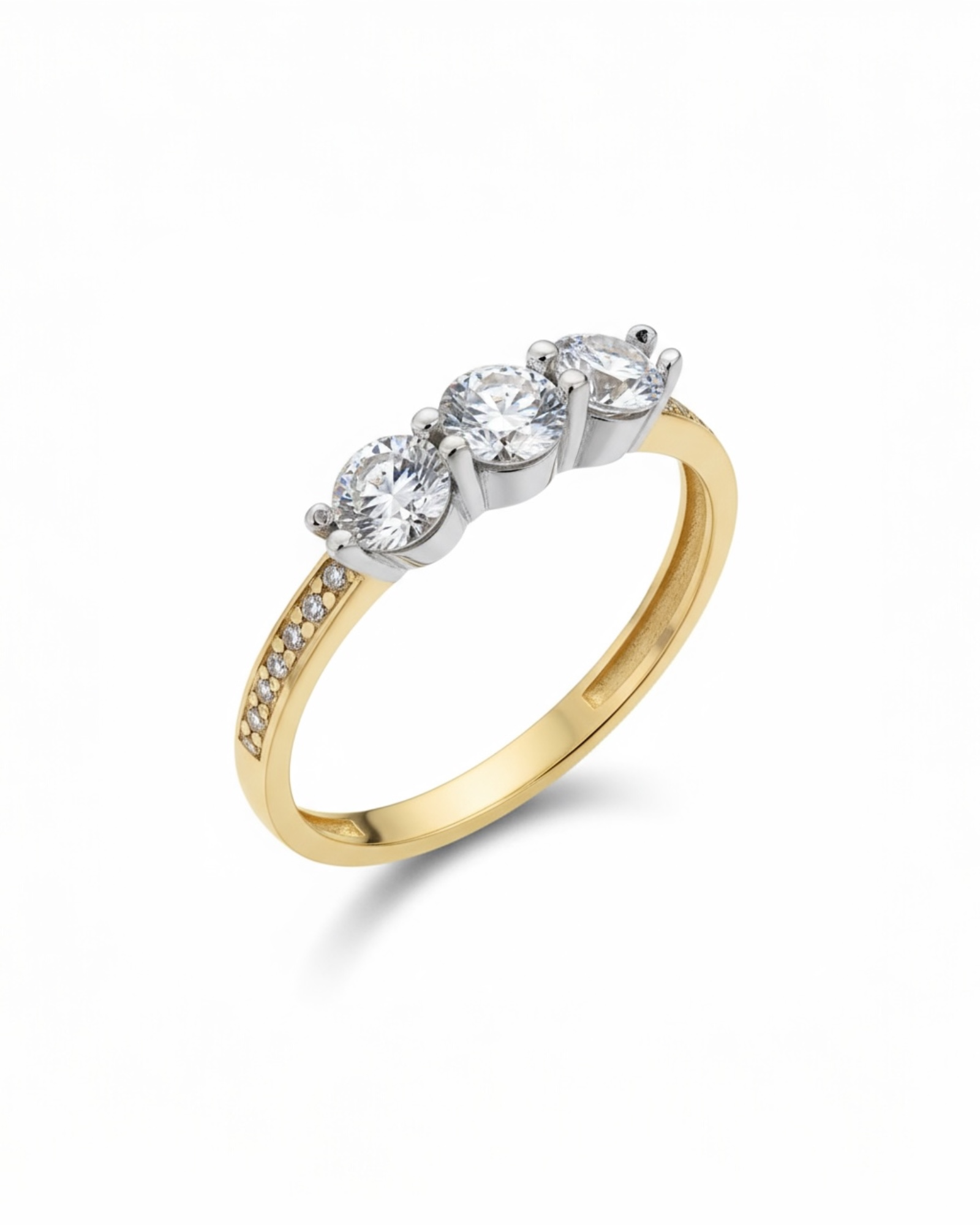 Three Sparkles Ring in Gold