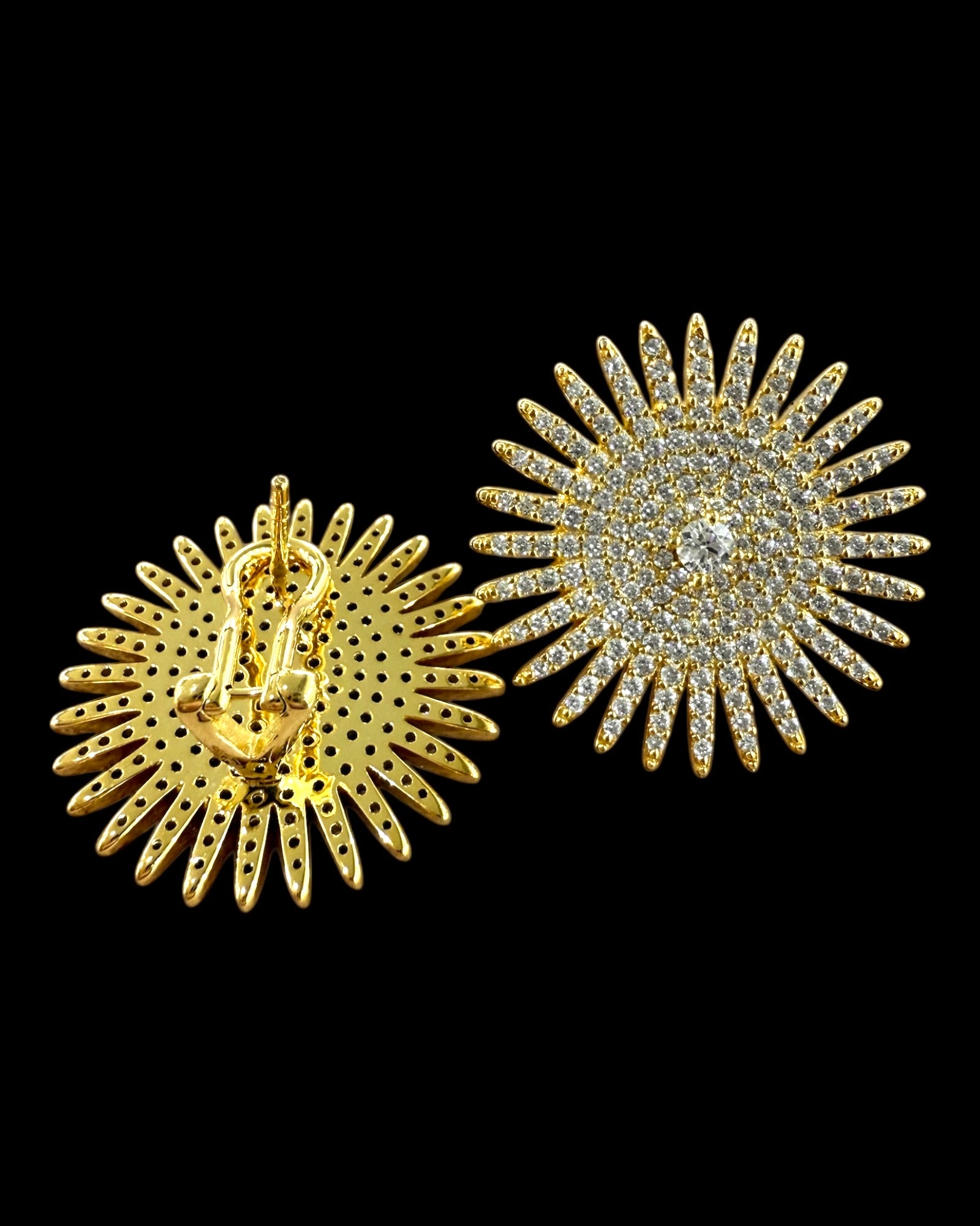 Brincos Sol em Prata Dourada