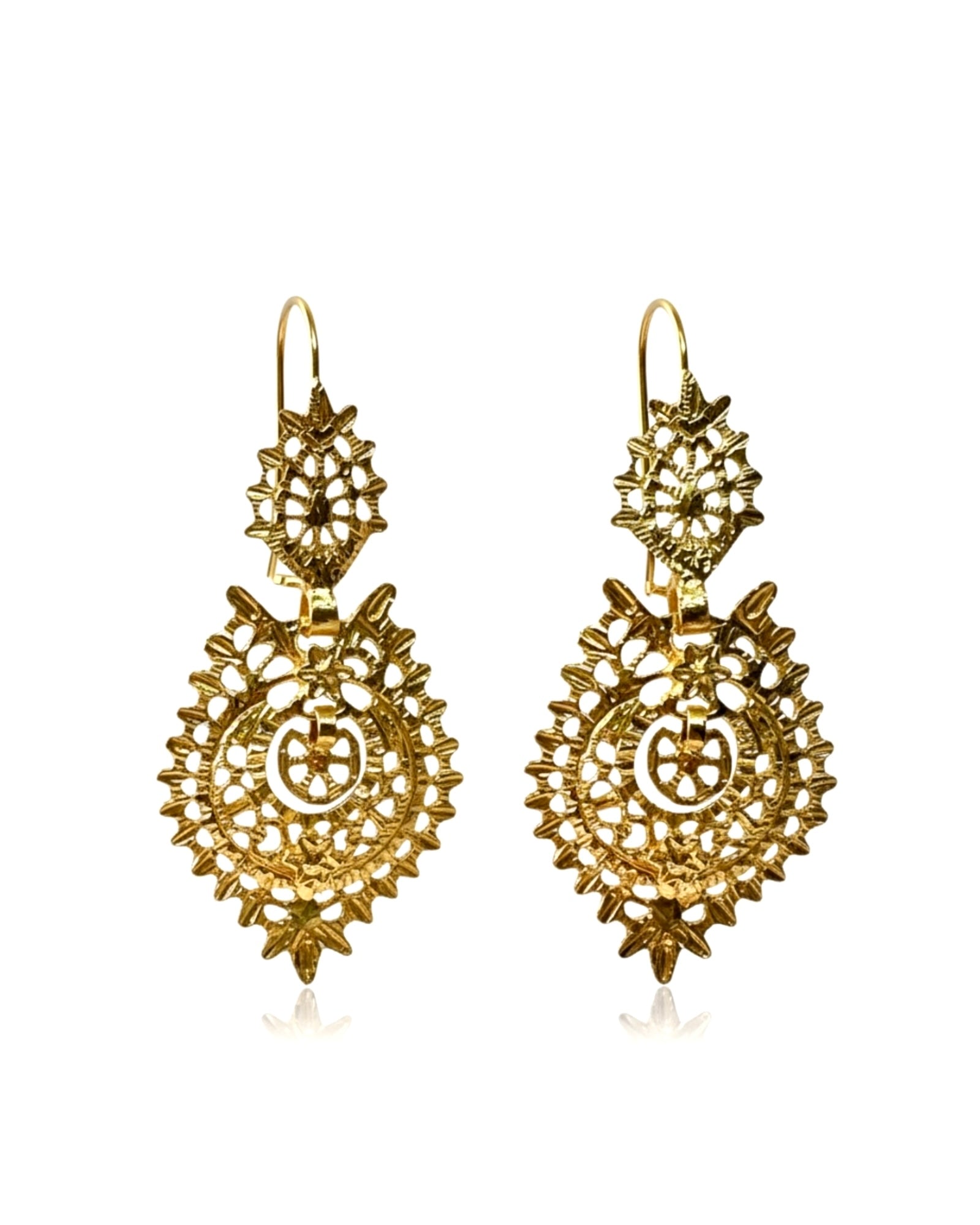 Queen Earrings in Gold Plated Silver