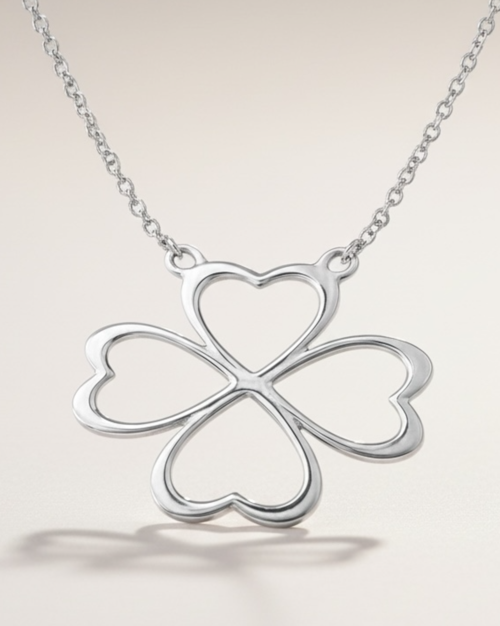 Clover Necklace in Silver