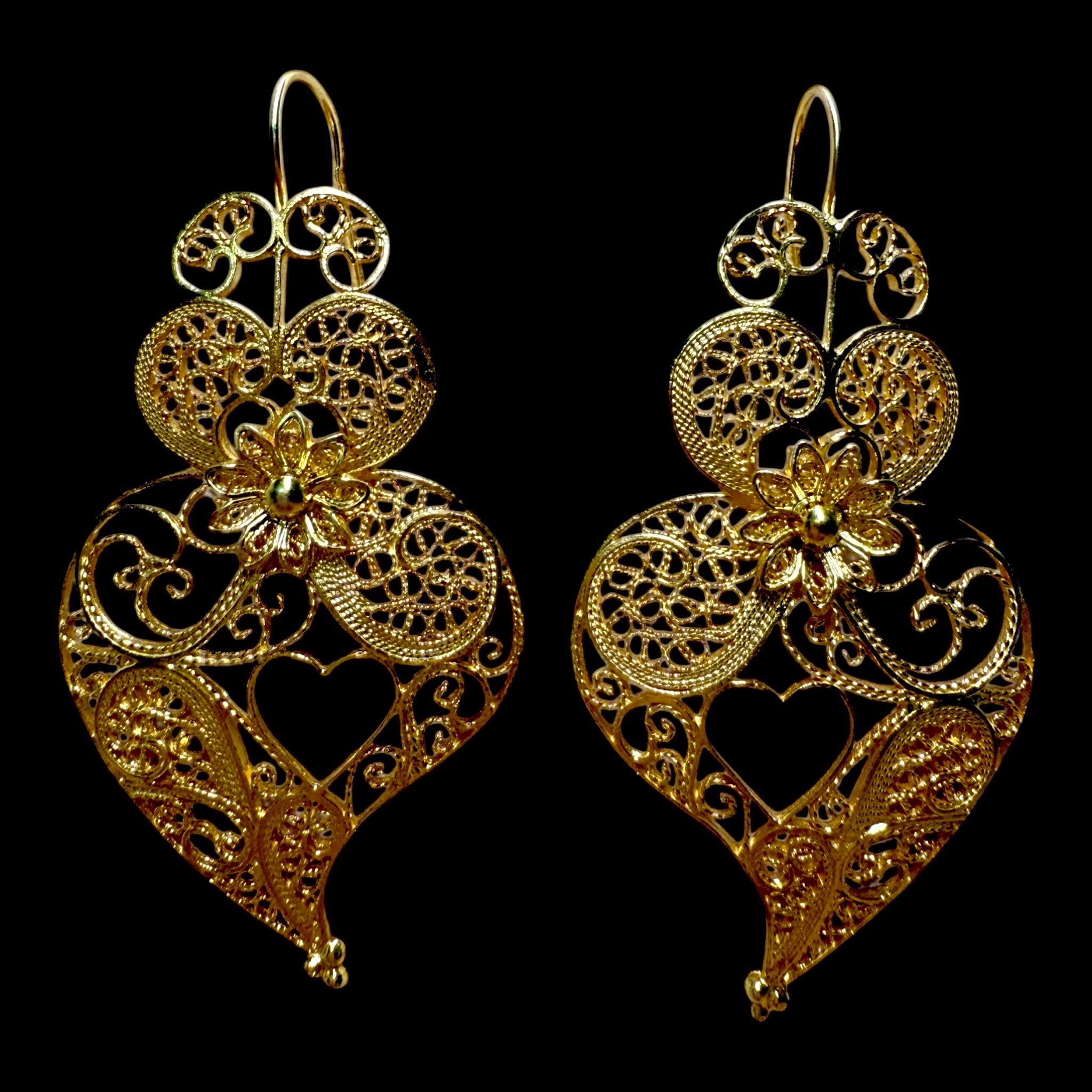 Viana Heart Earrings in Gold Plated Silver