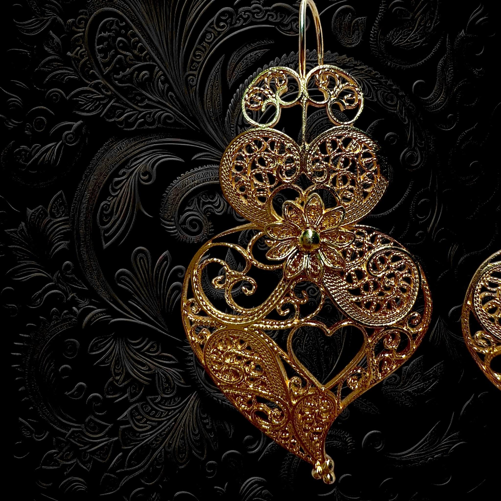 Viana Heart Earrings in Gold Plated Silver