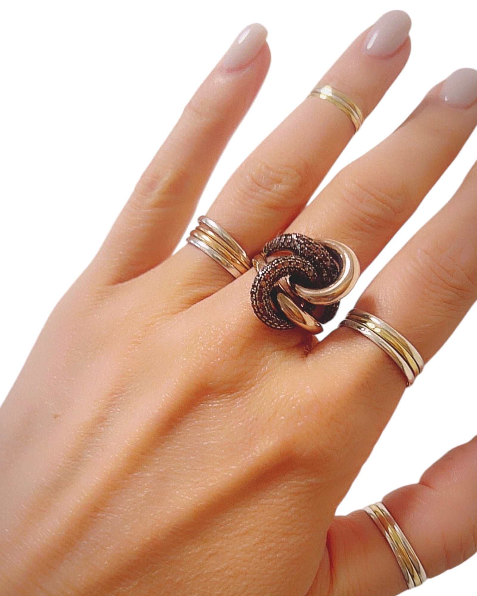 Interlaced Ring