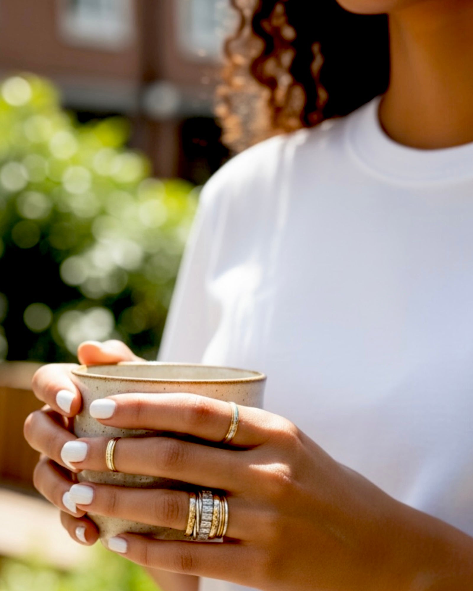 Anel Serenidade Anti - Stress em Prata e Ouro