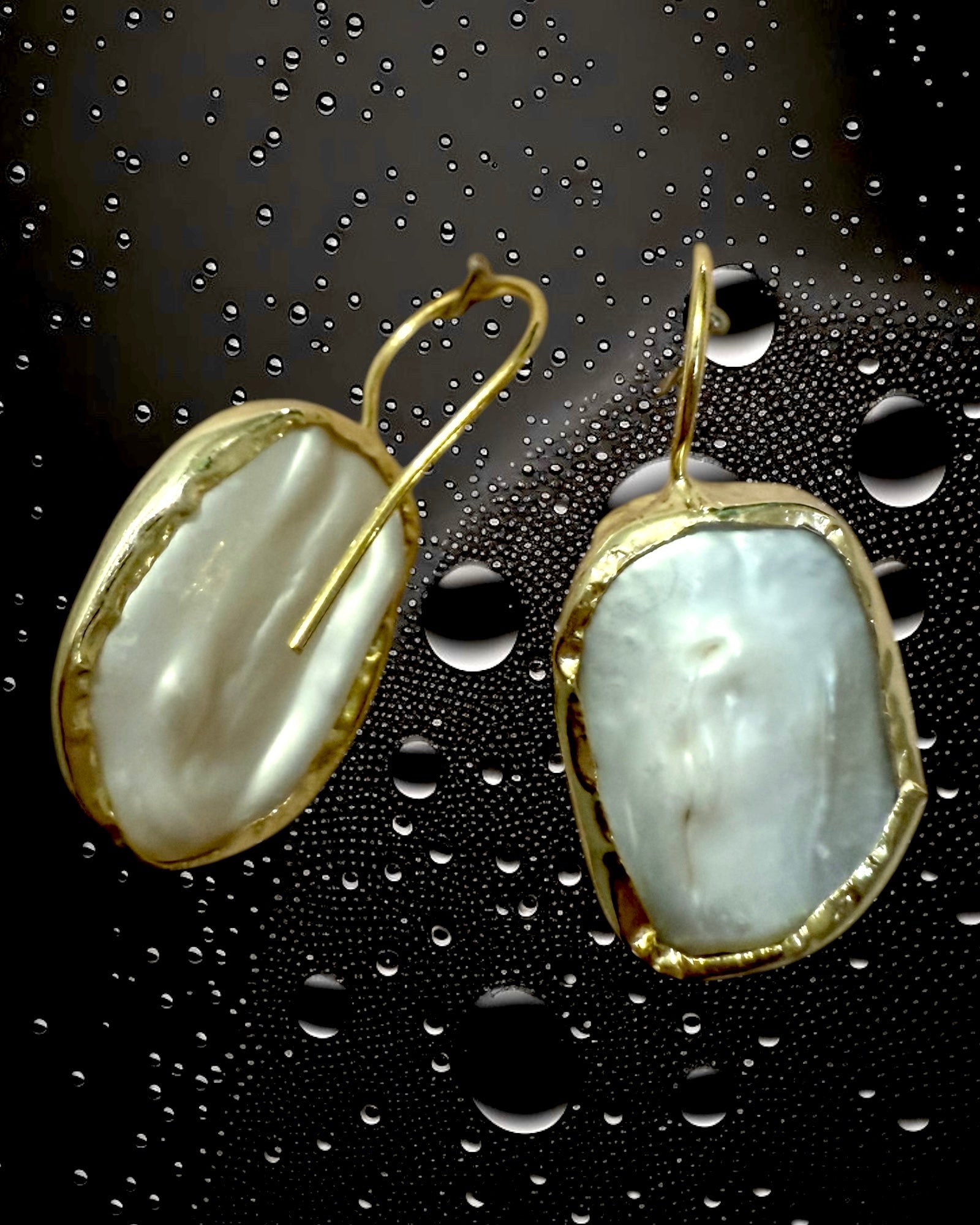 Flower Earrings with Pearls in Gold Plated Silver