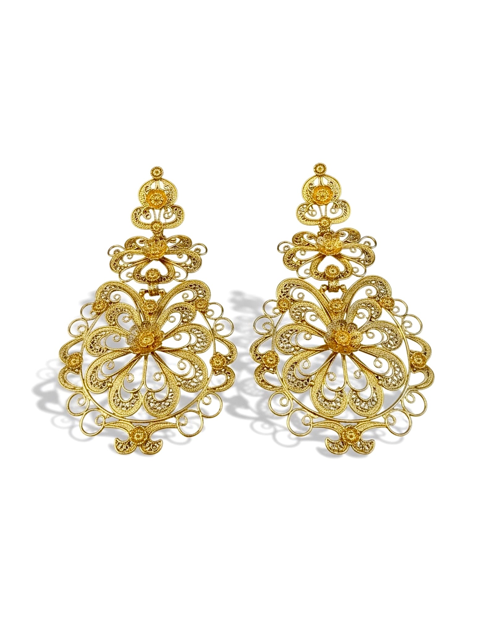Brincos Lea de Filigrana em Prata Dourada