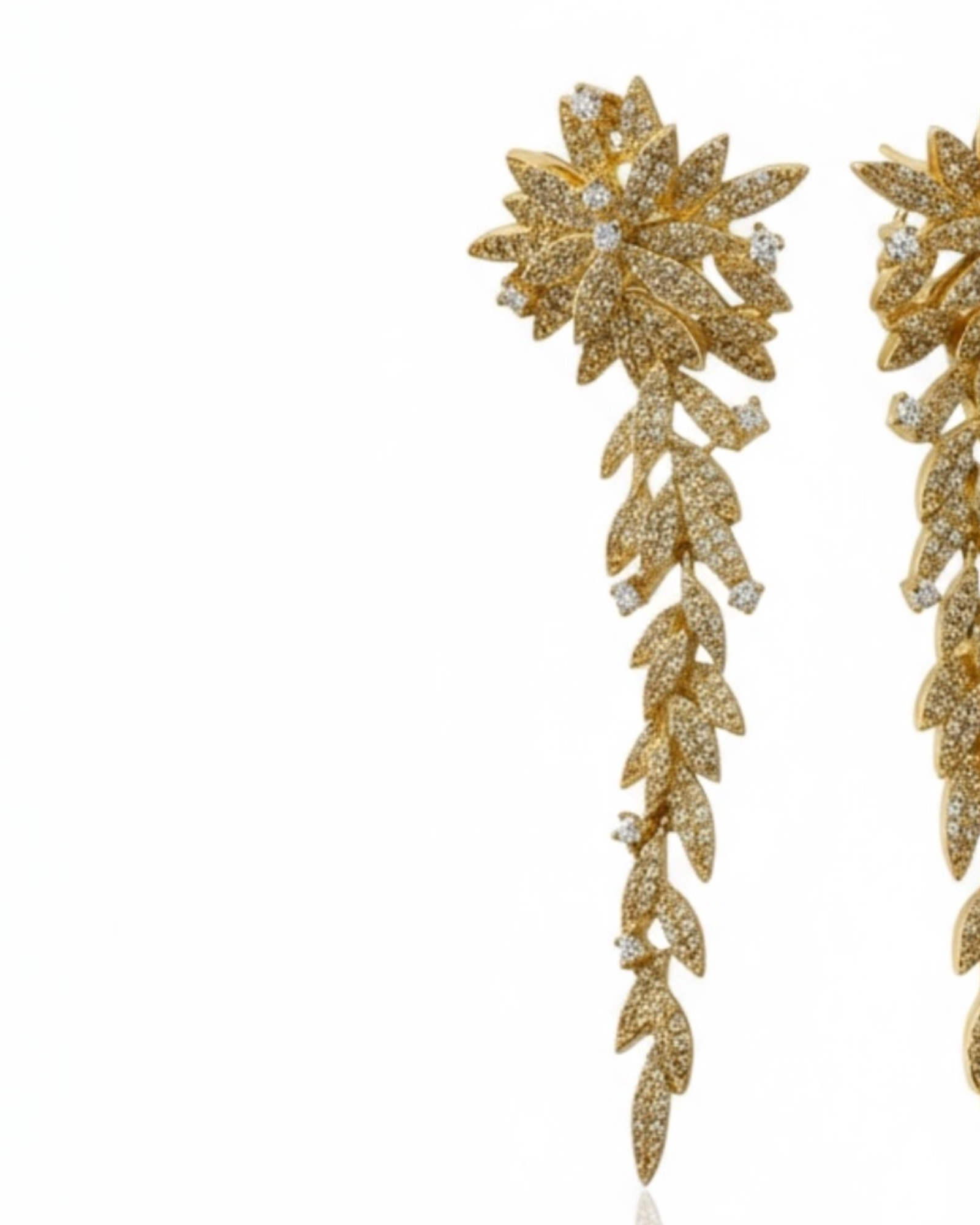 Brincos Flores em Prata Dourada