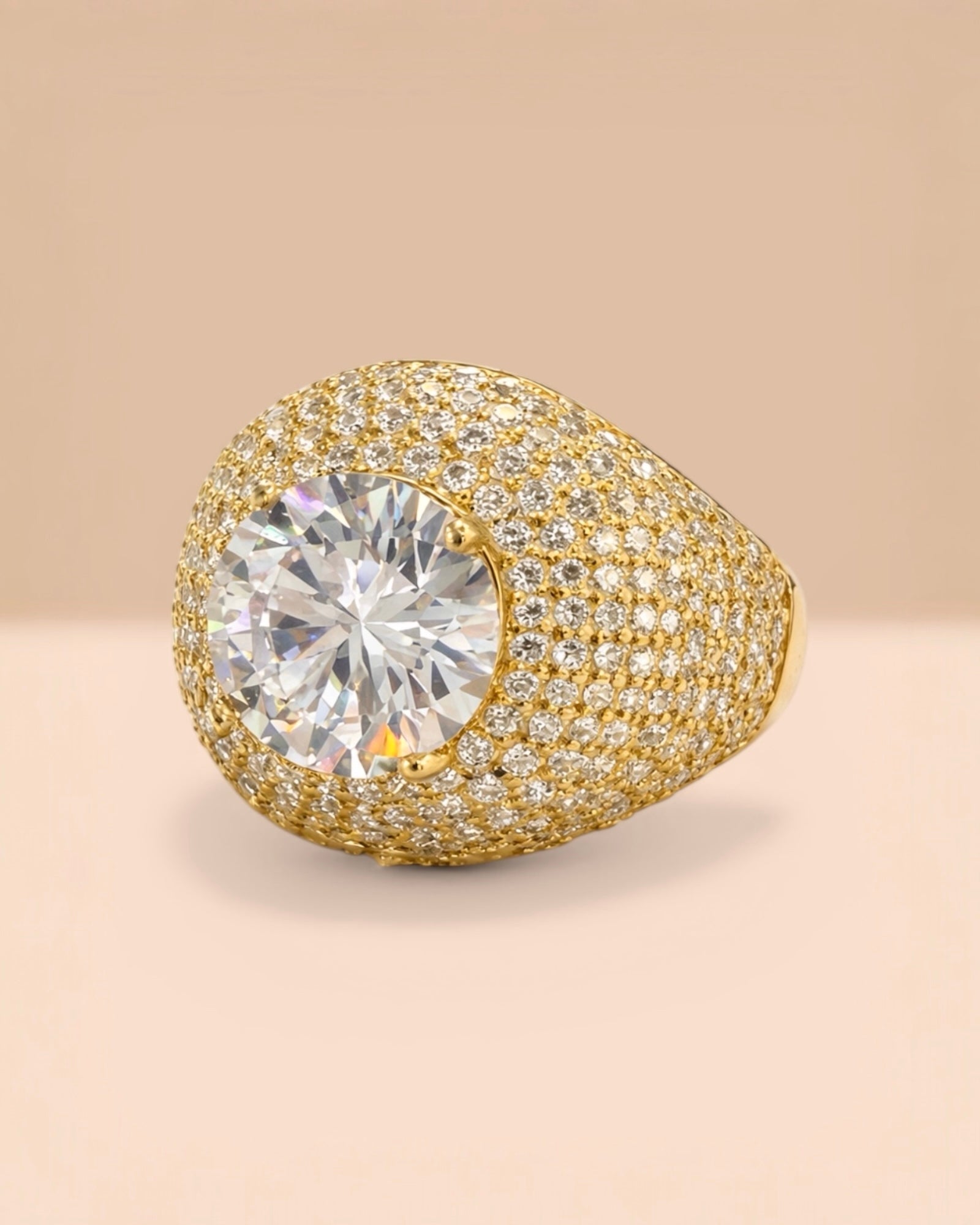 Solitaire Ring in Gold-Plated Silver