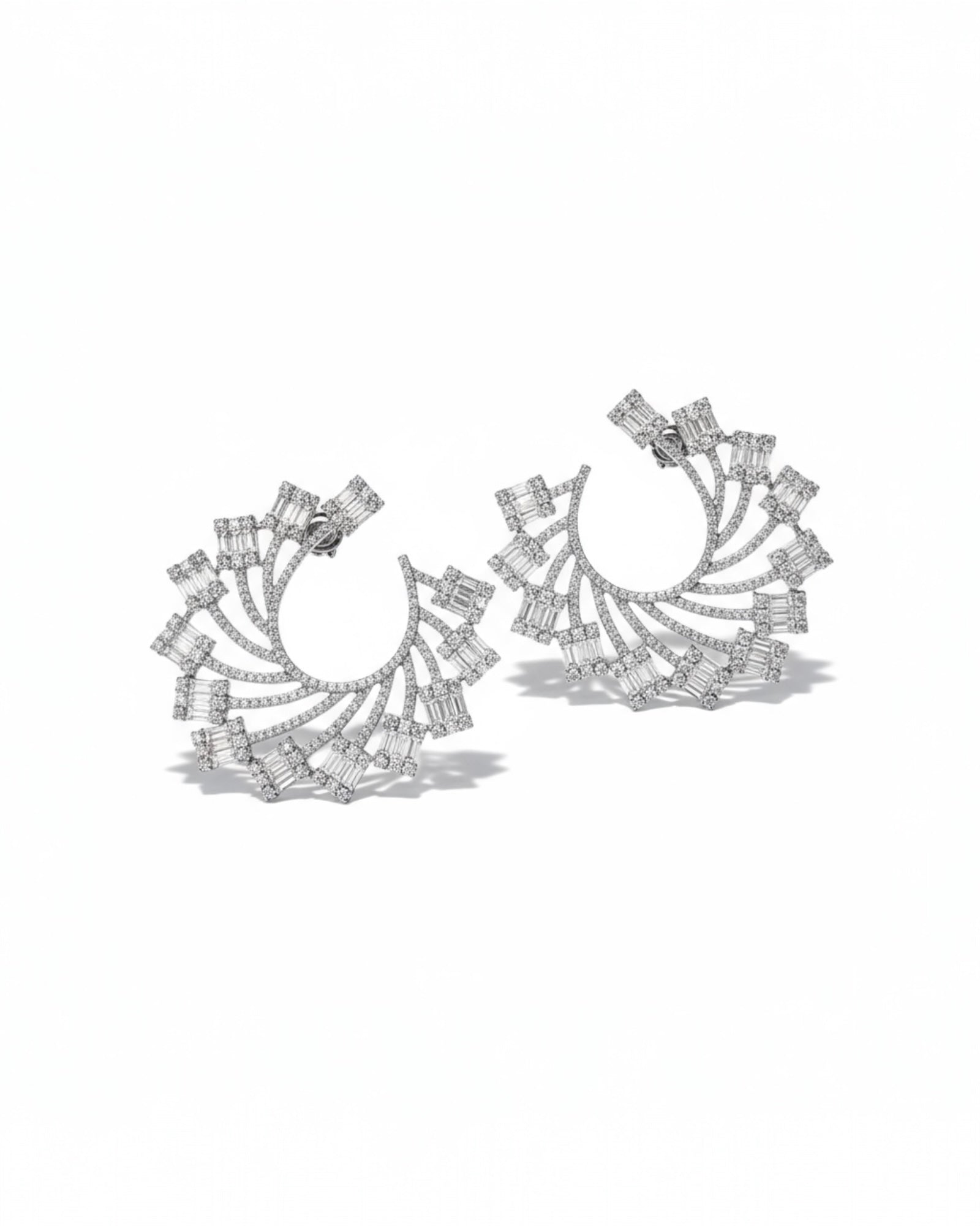 Brincos Irregulares em Prata