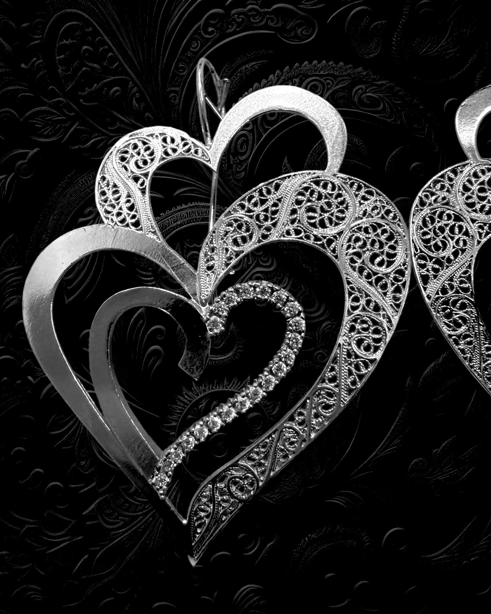 Viana is Love Heart Earrings in Silver