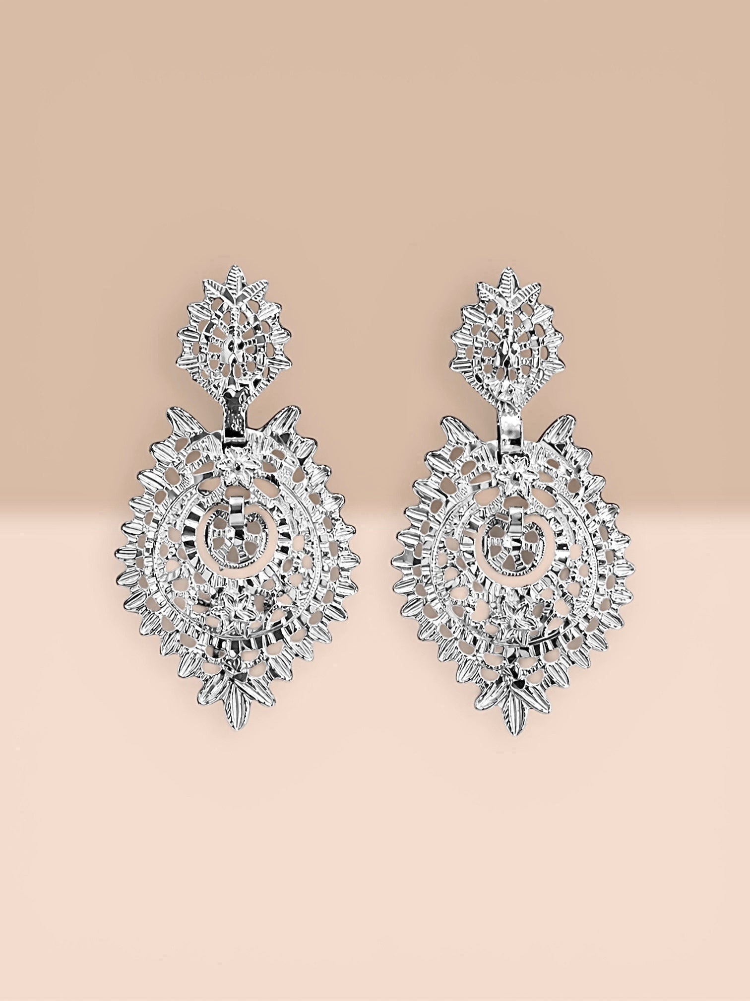 Brincos à Rainha em Prata (com espeque) Nº1