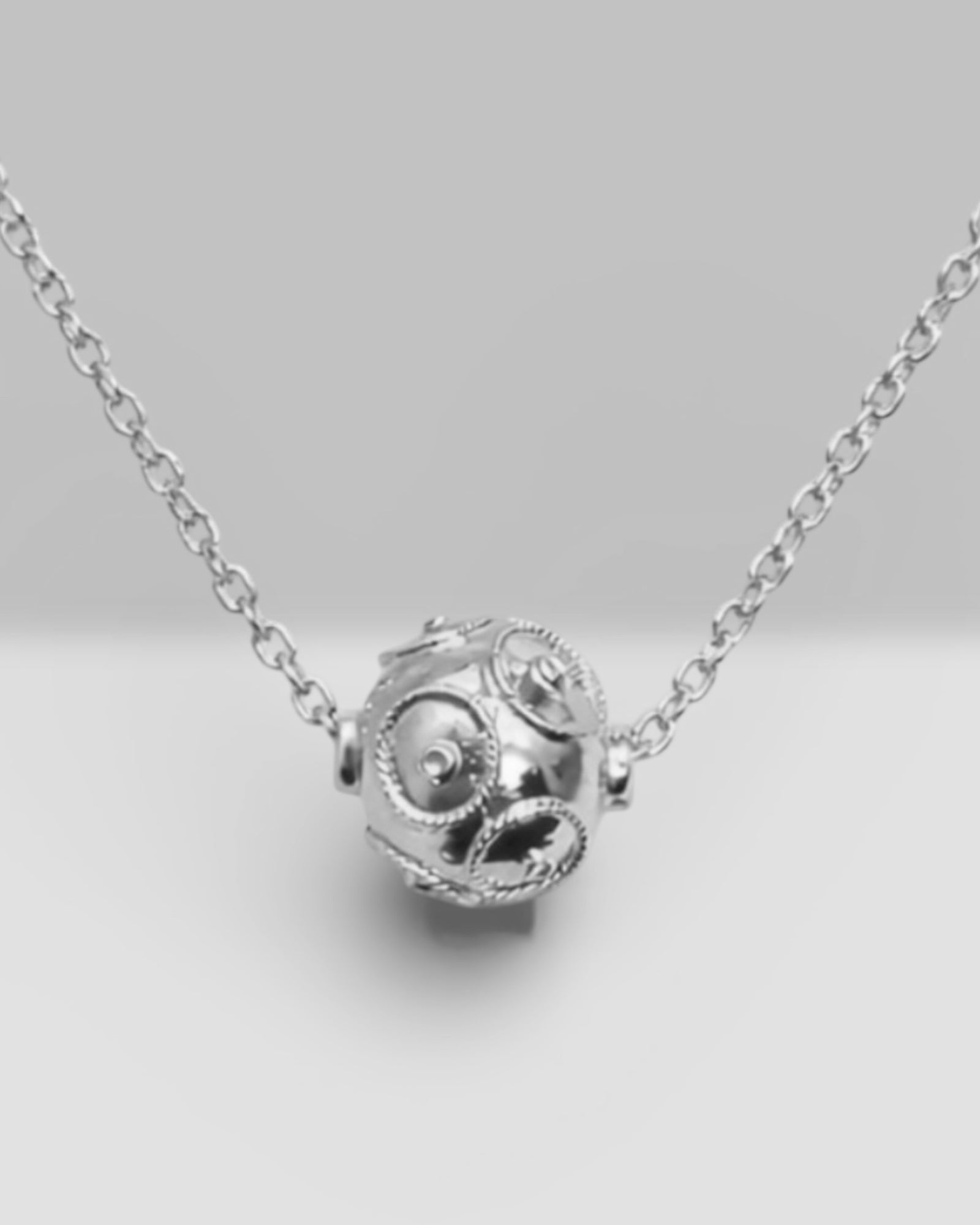 Colar Conta de Viana em Prata