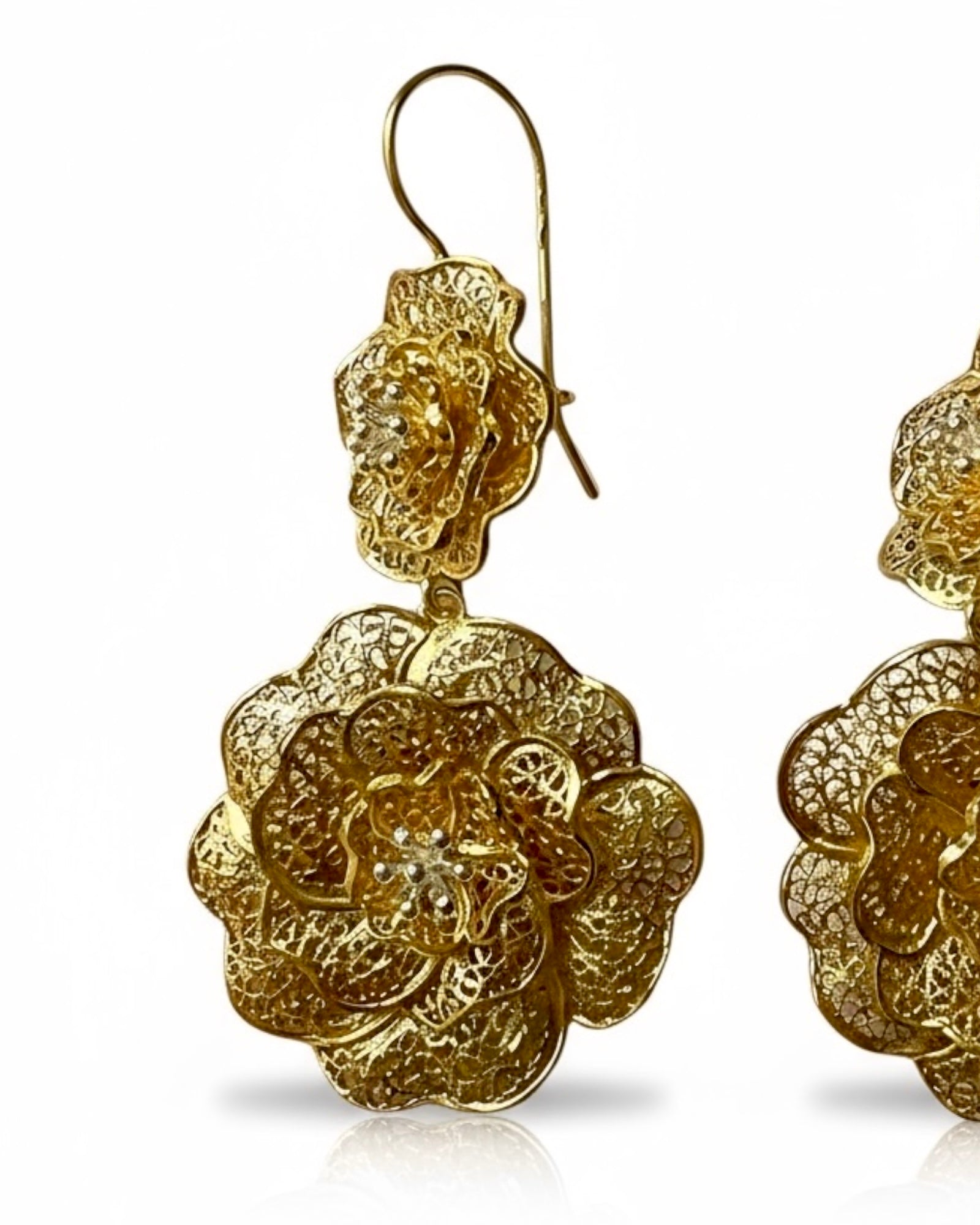 Brincos Flores Filigrana em Prata Dourada