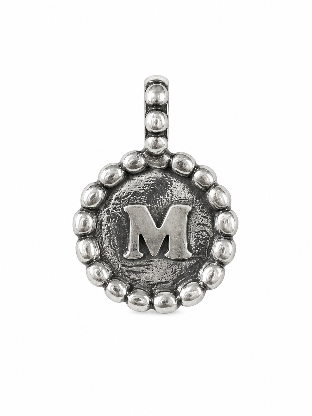 Medalha com Letra M em Prata