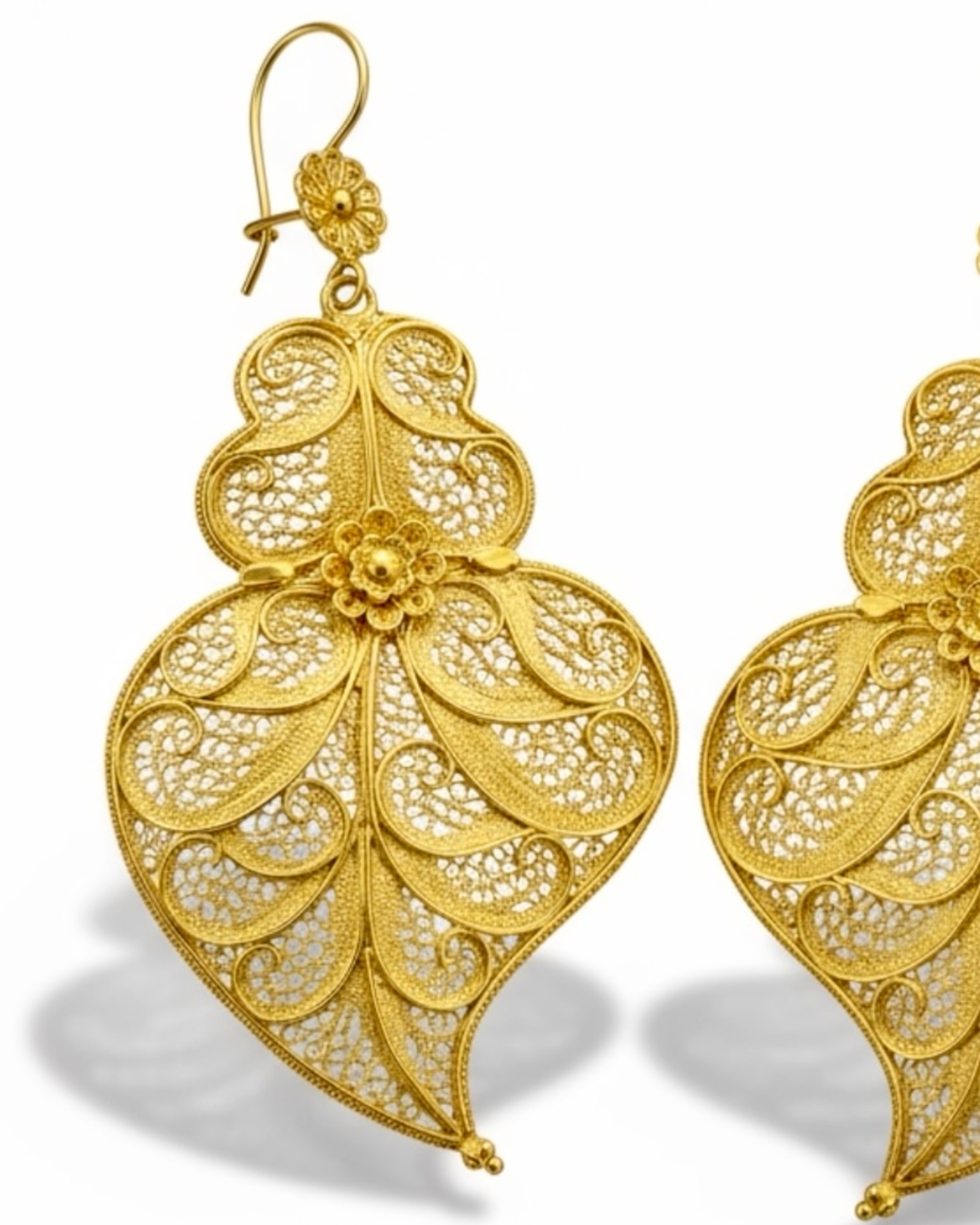 Viana Heart Earrings in Filigree in Gold Plated Silver