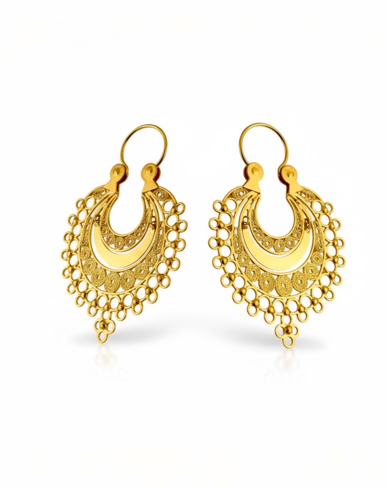 Gold-plated silver stud earrings