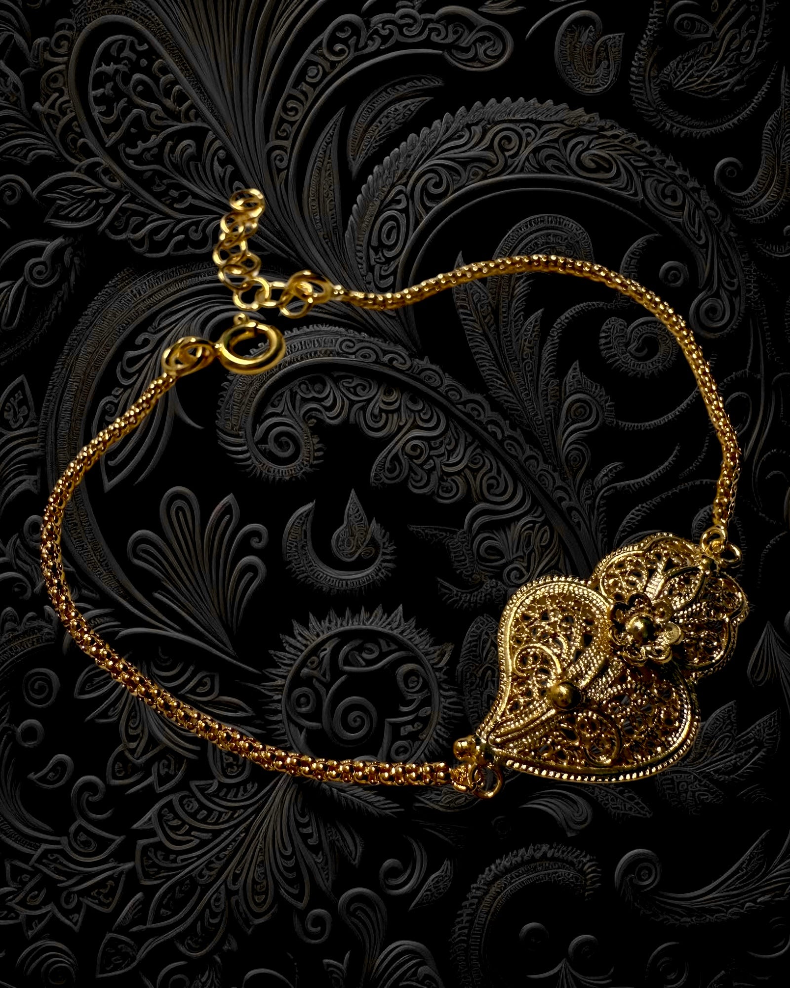 Pulseira Coração de Viana em Prata Dourada