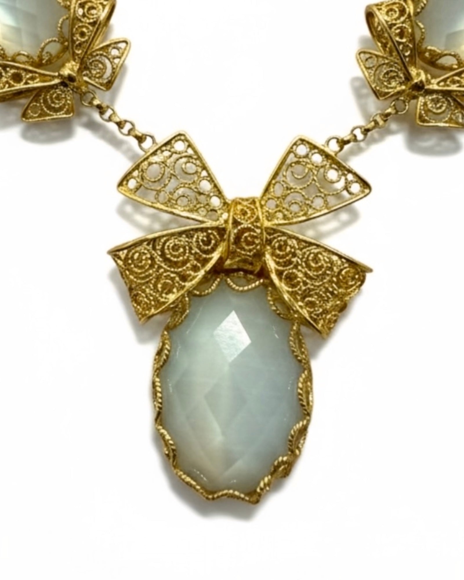 Filigree Bow Necklace in Gold-Plated Silver