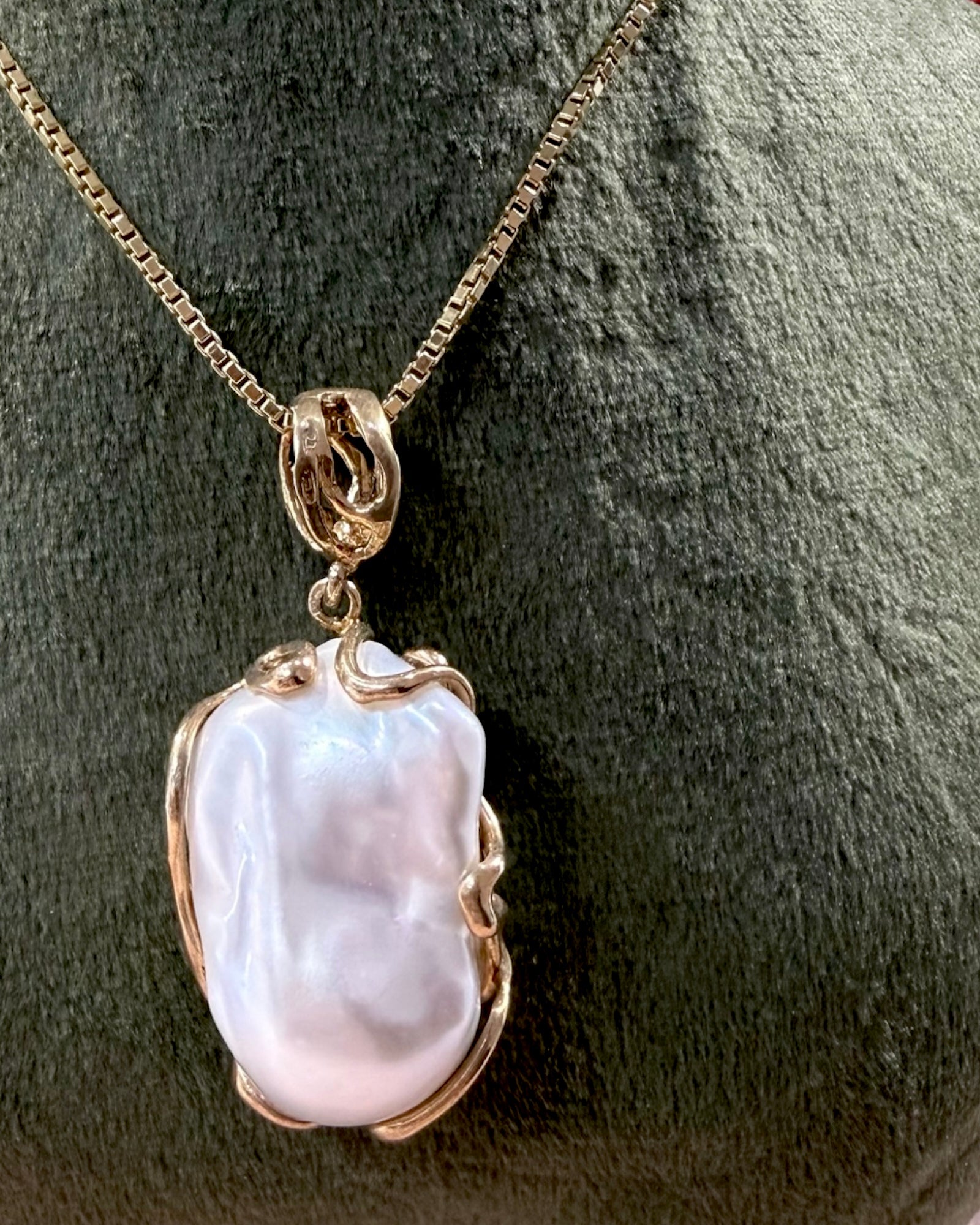 Baroque Pearl Necklace in Gold-Plated Silver