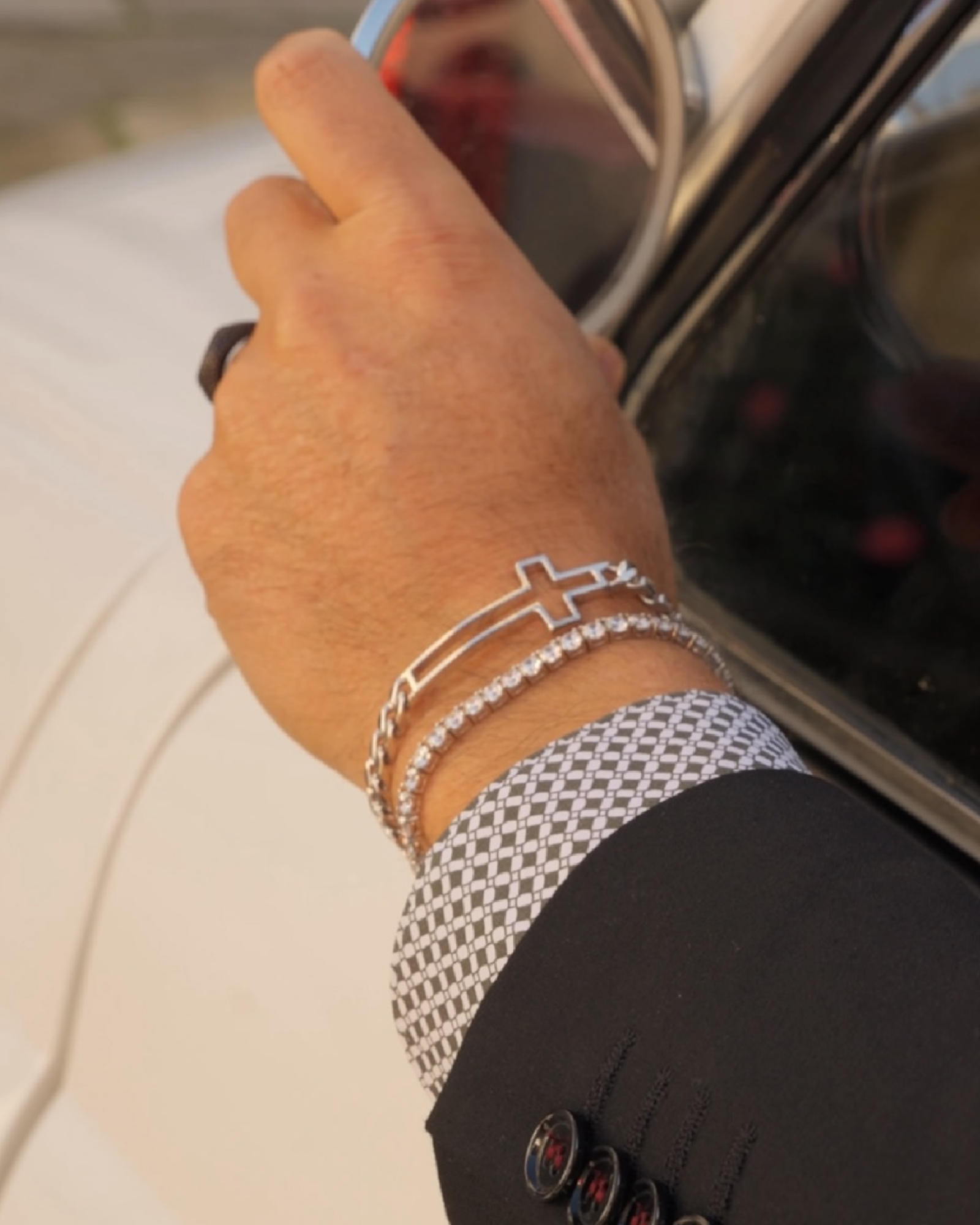 Men's Silver Chain Bracelet with Cross