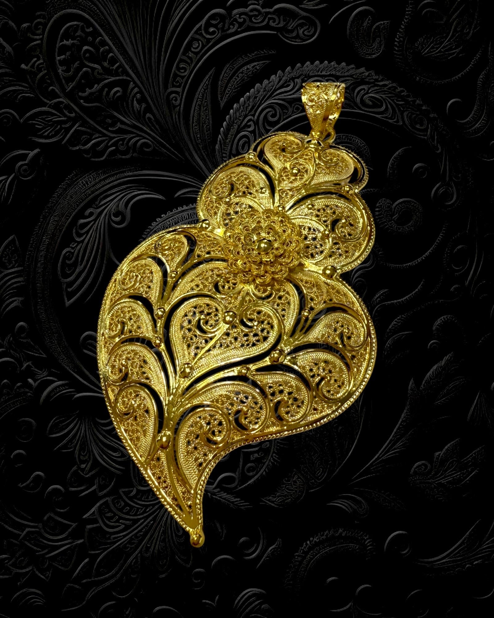 Heart of Viana Medal in Gold Plated Silver