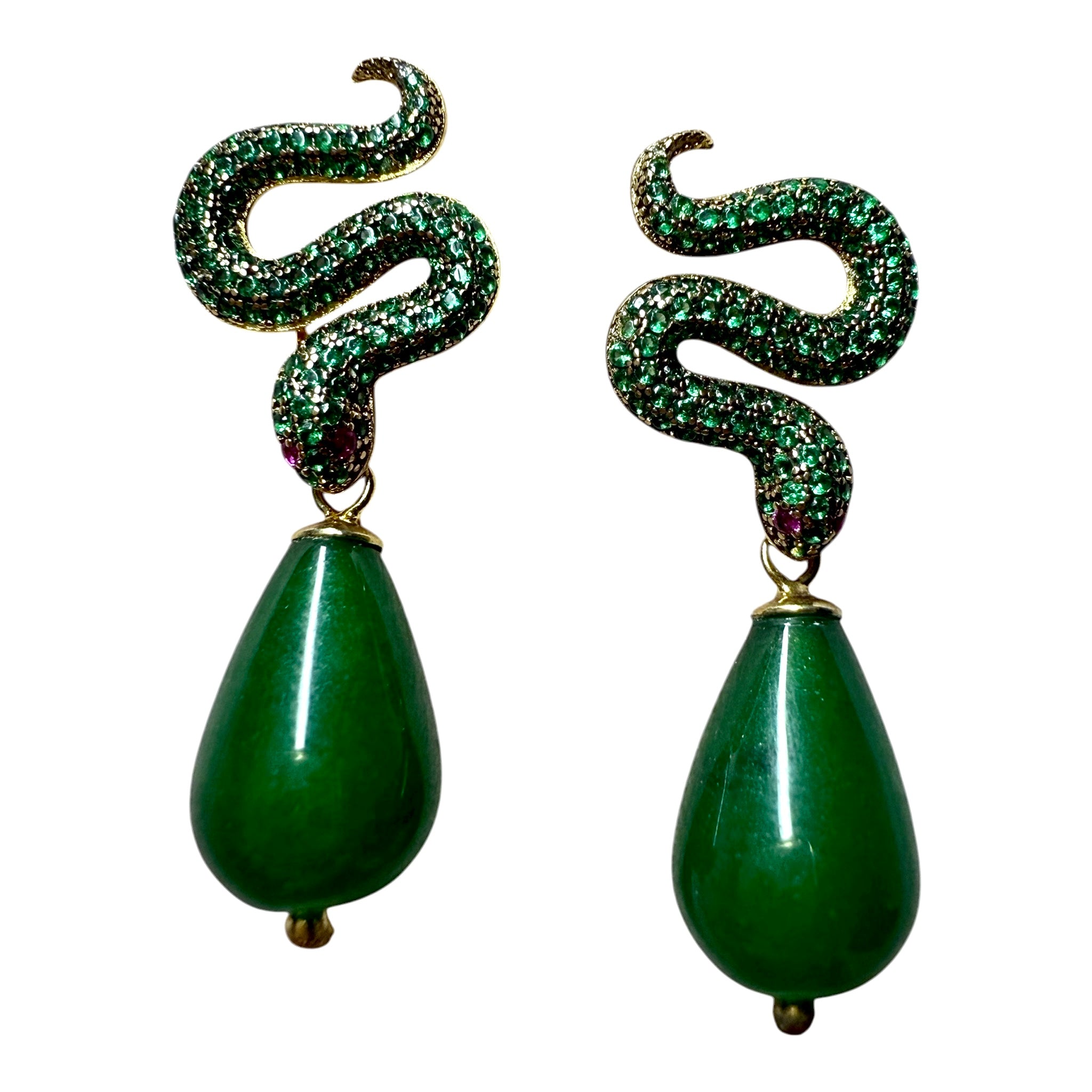 Brincos Cobra com Pedra Verde em Prata Dourada