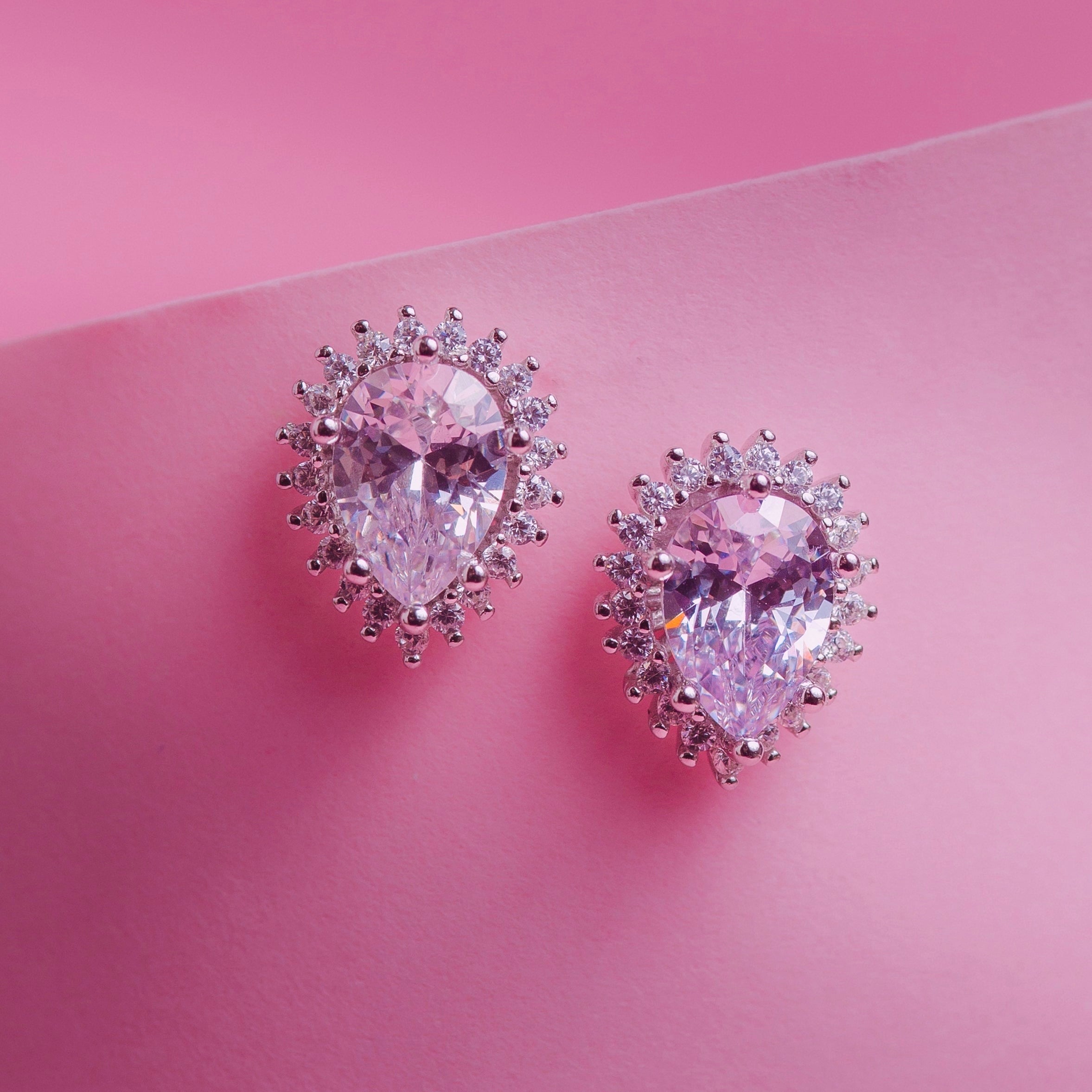 Drop Earrings in Pink Silver
