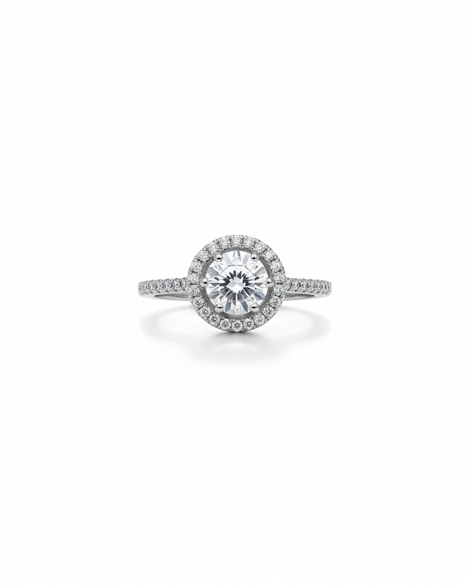 Anel Solitário de Noivado em Ouro Branco com Halo