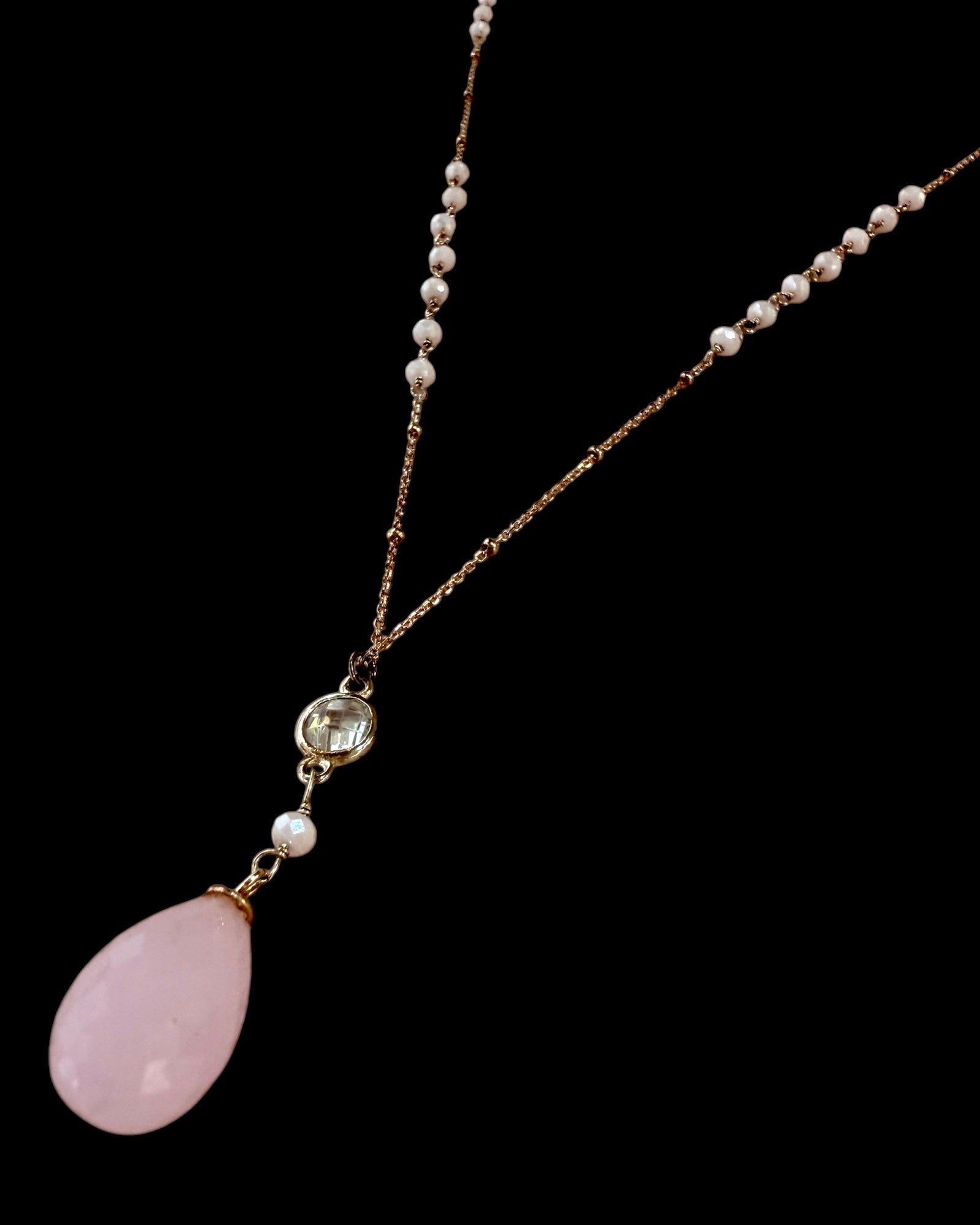Colar Rosa