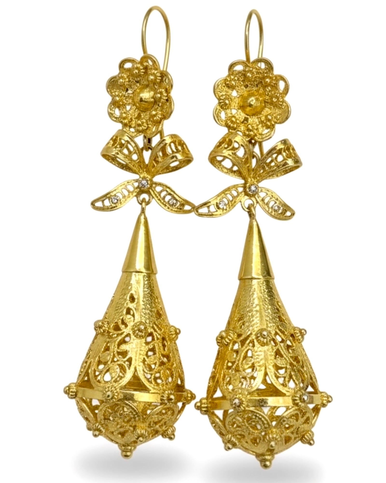 Filigree Earrings in Gold-Plated Silver