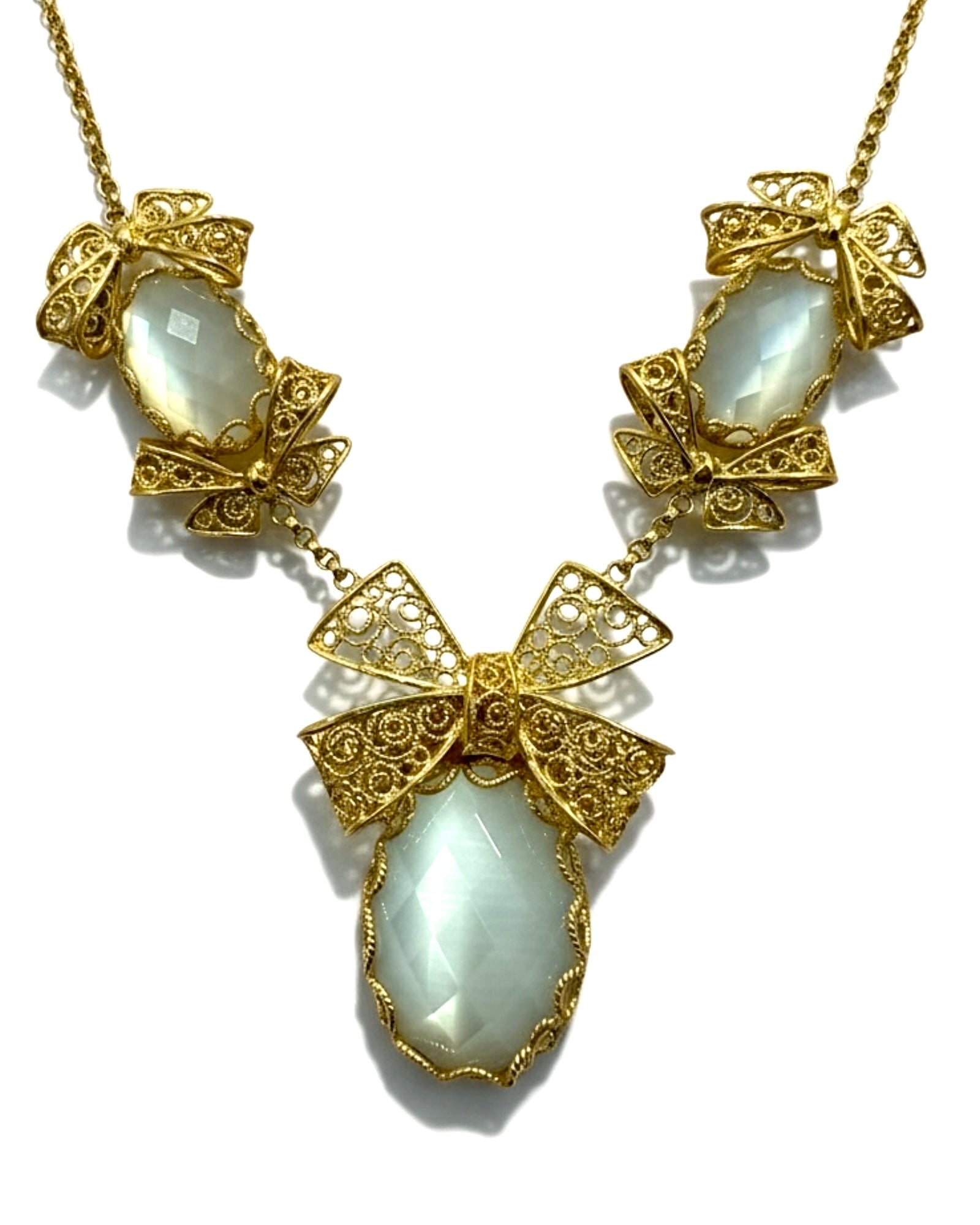 Filigree Bow Necklace in Gold-Plated Silver