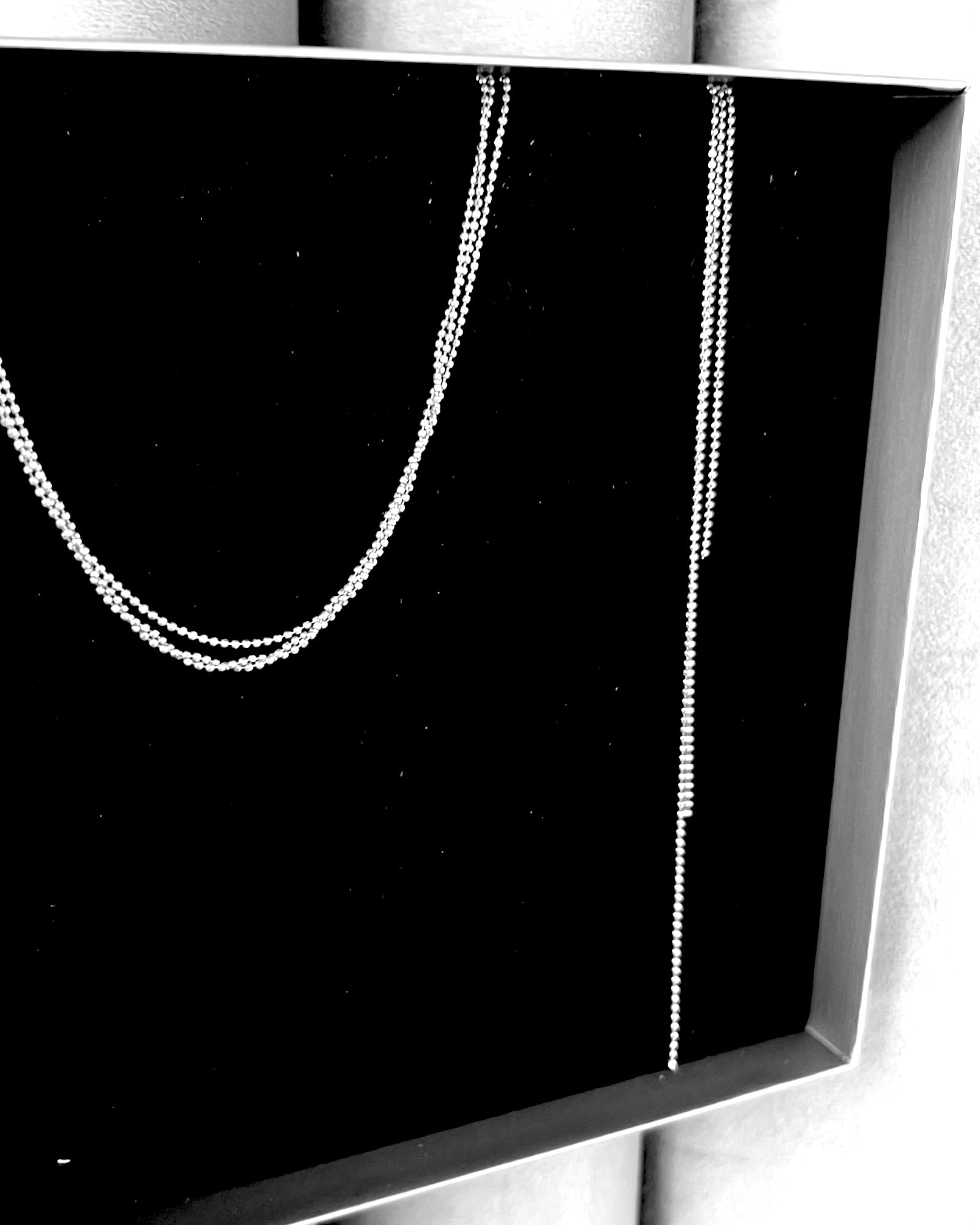 Silver Back/Chest Wire Necklace