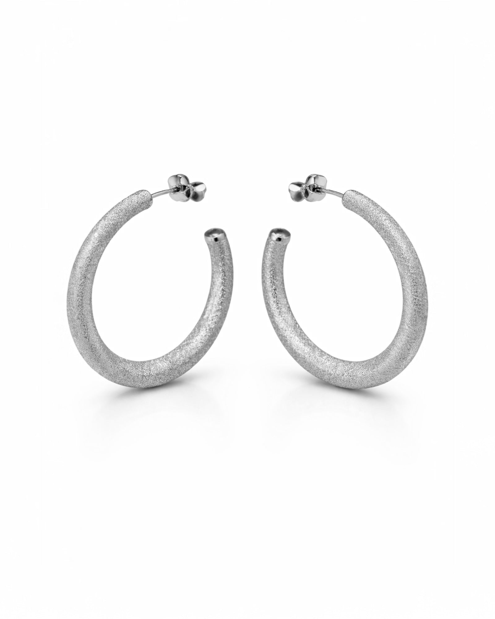 Argolas Diamantadas em Prata