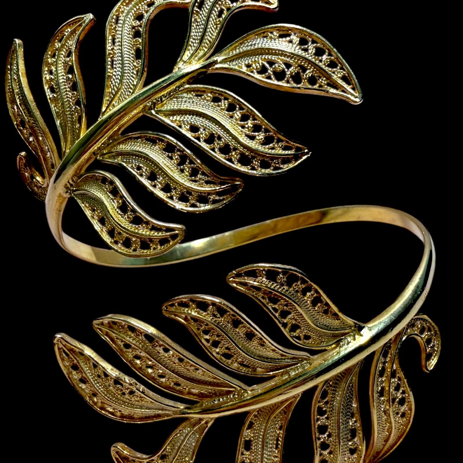 Filigree Leaf Bracelet in Gold-Plated Silver
