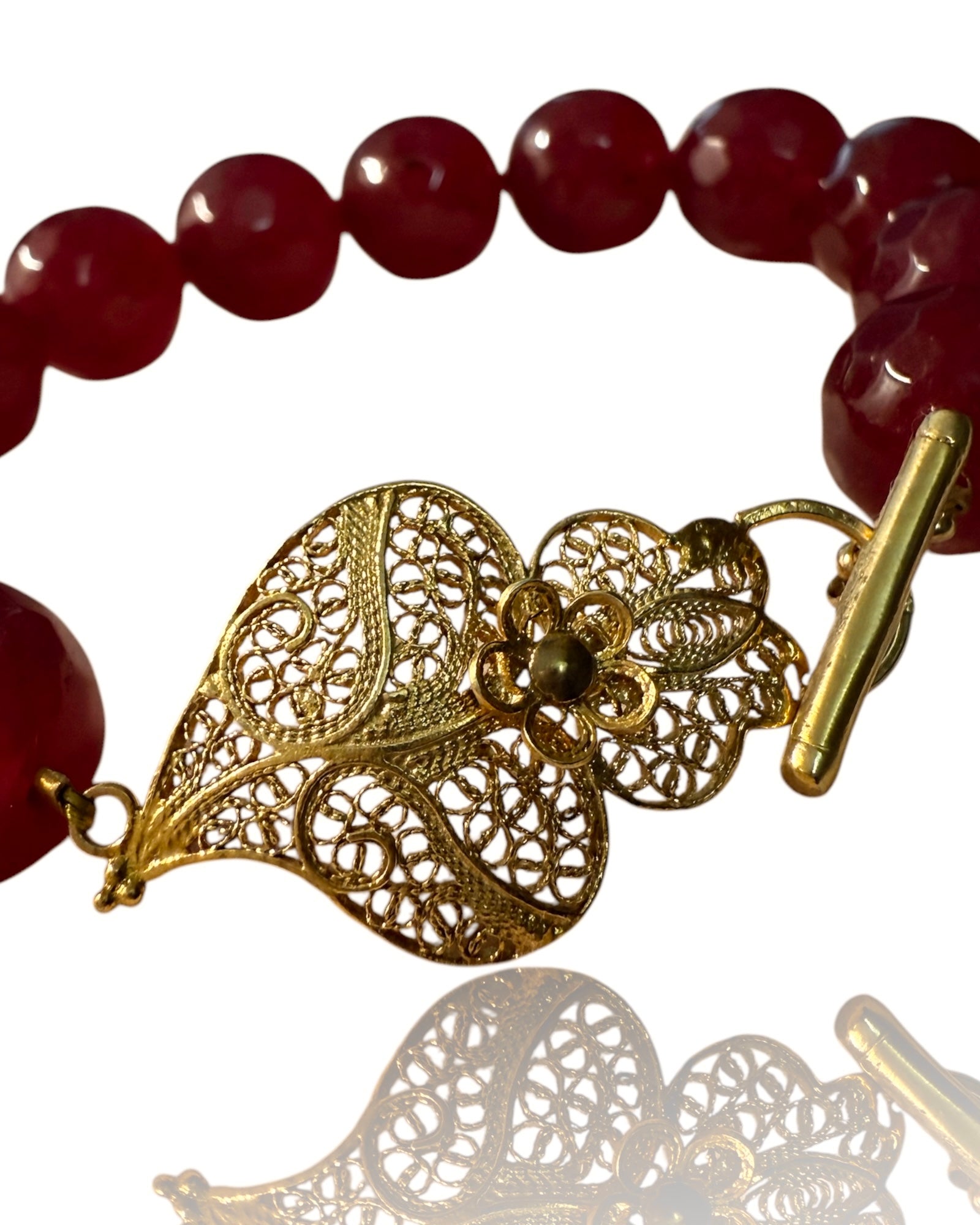 Pulseira Coração de Viana com Pedras Vermelhas em Prata Dourada