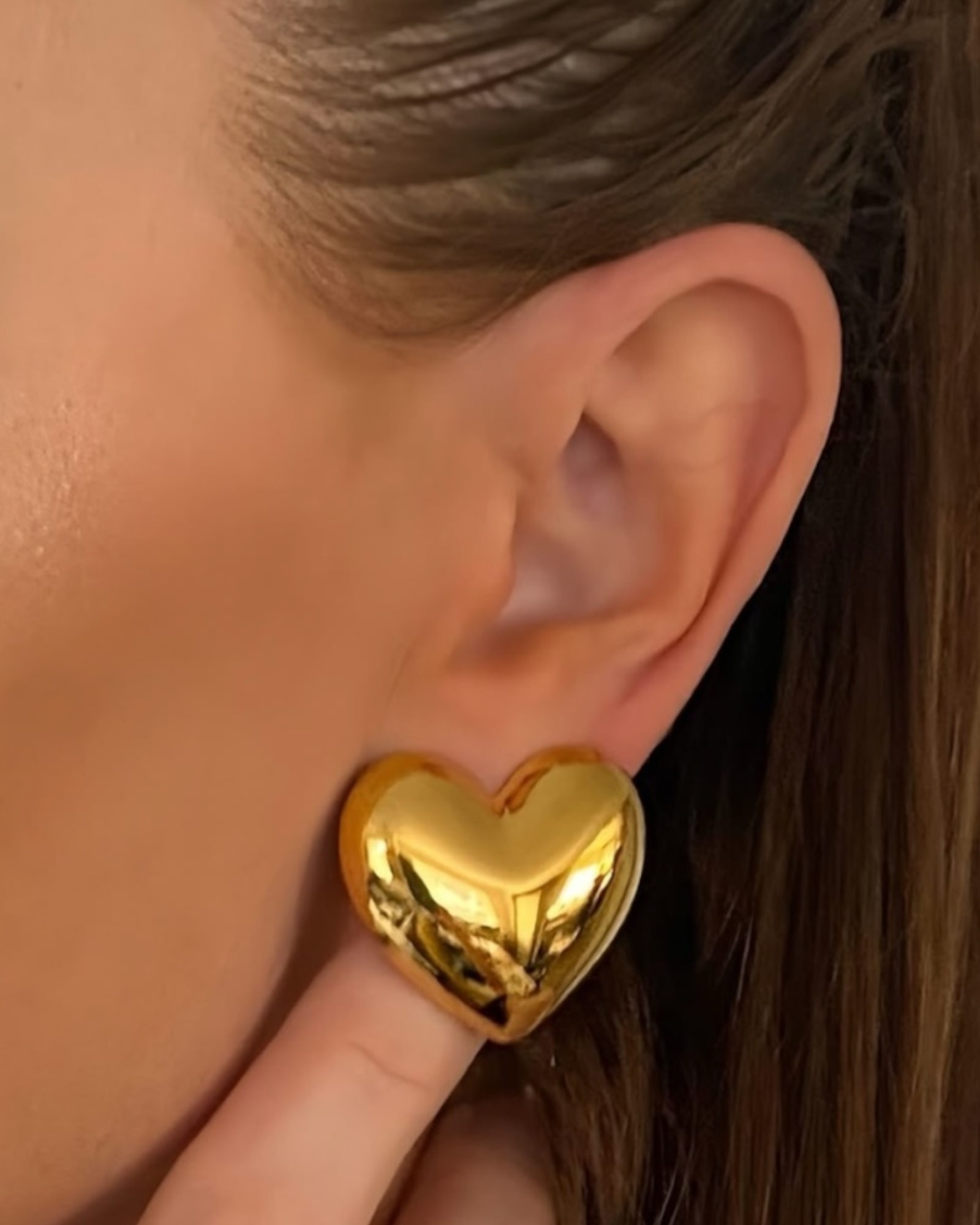 Full Heart Earrings in Gold-Plated Silver