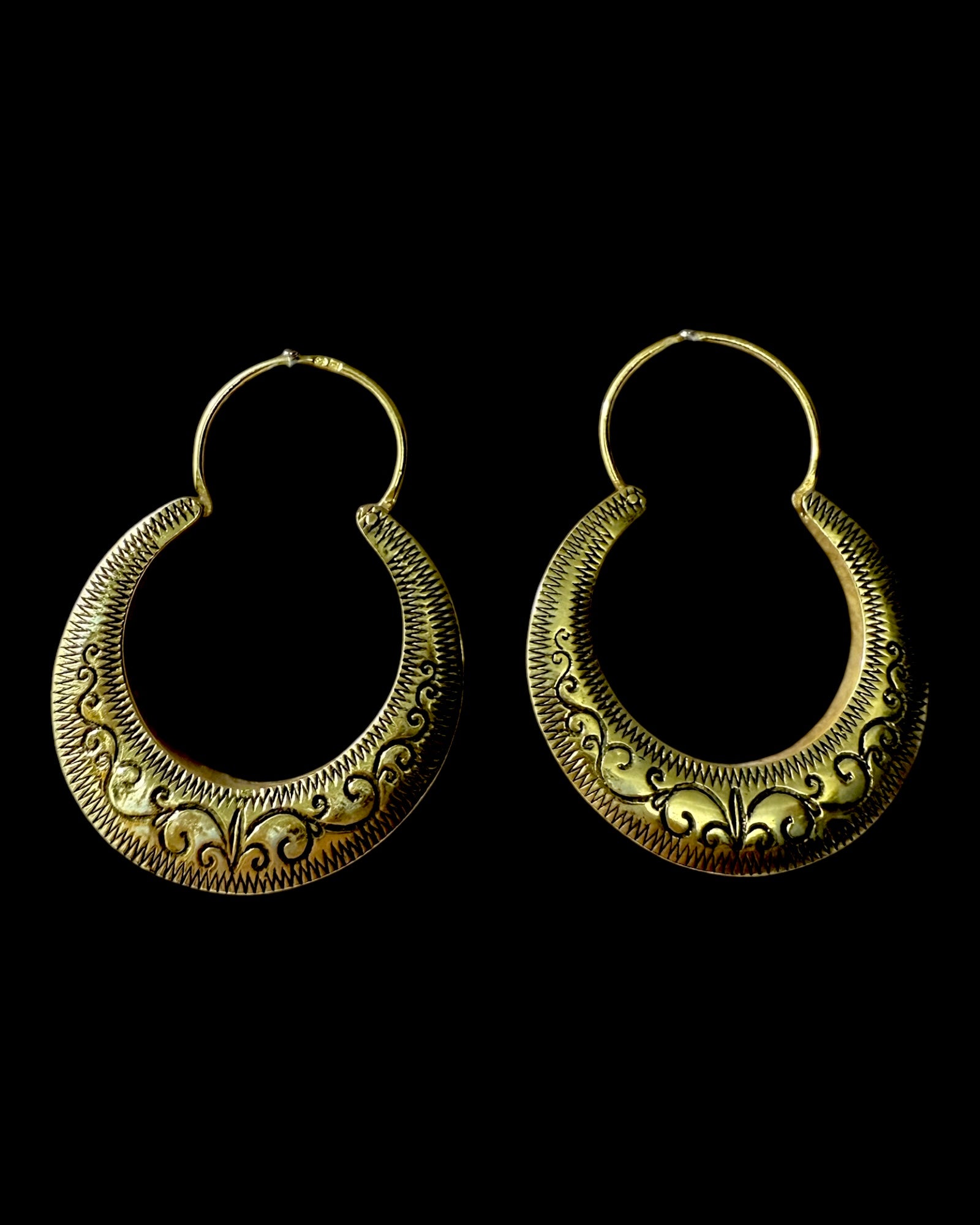 Argolas Carniceiras em Prata Dourada