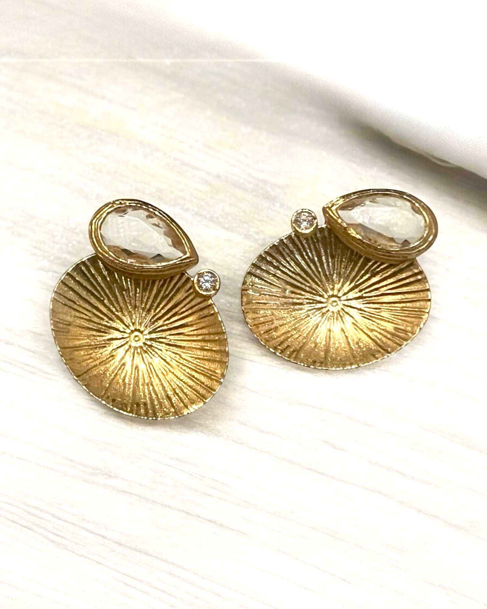 Sun and Shine Earrings in Gold Silver