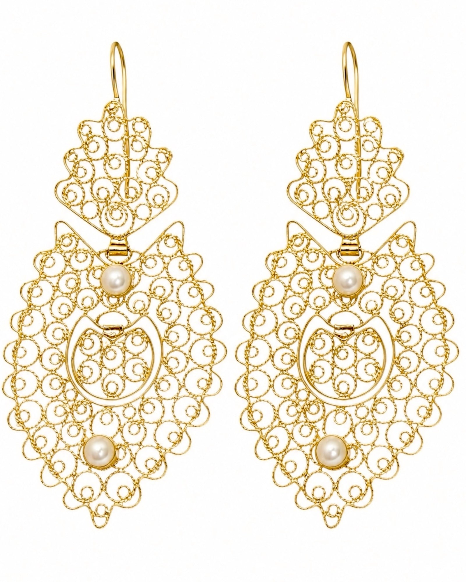 Modern Queen-Style Earrings in Gold-Plated Silver with Pearls