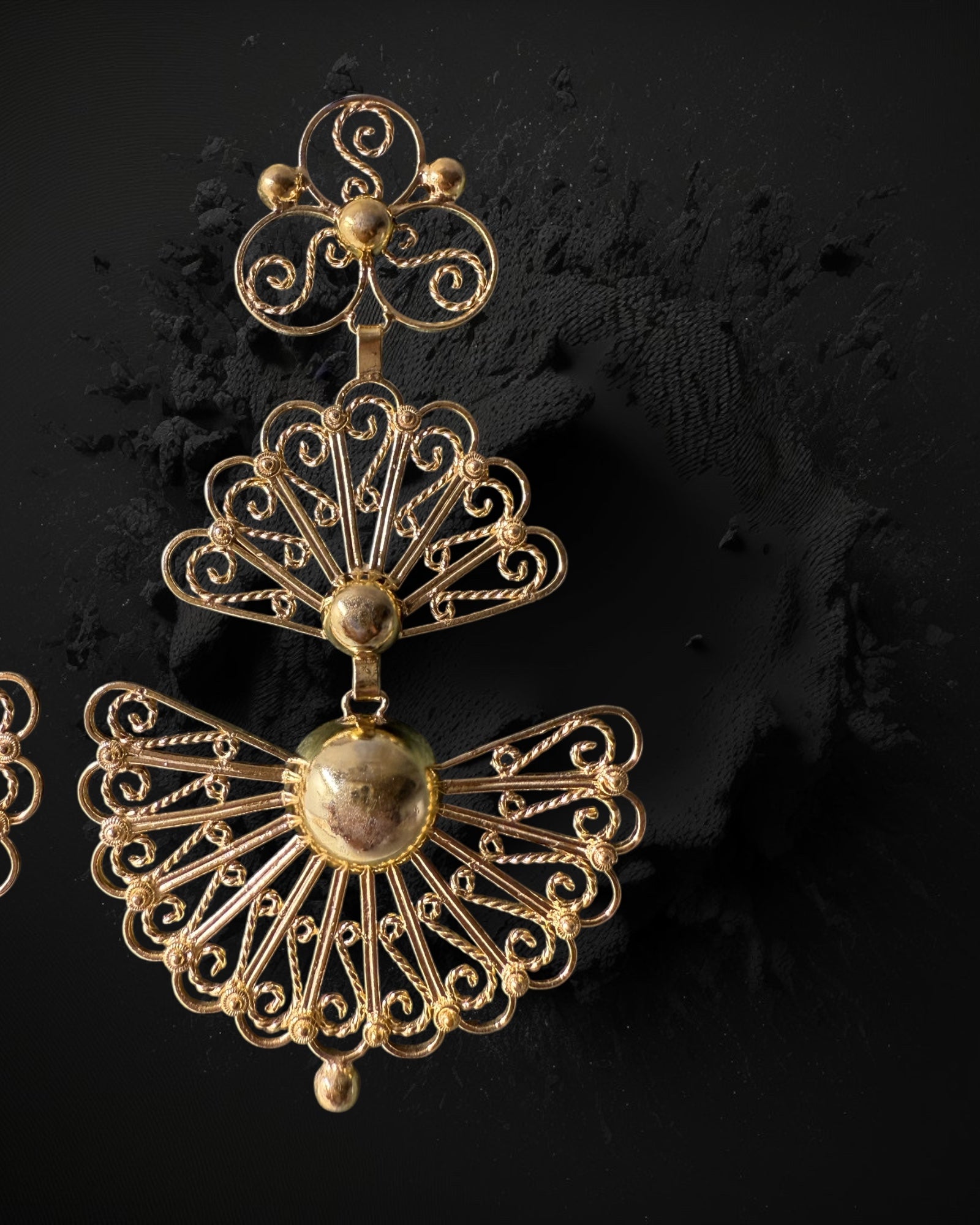 Viana Heart Earrings in Gold Plated Silver