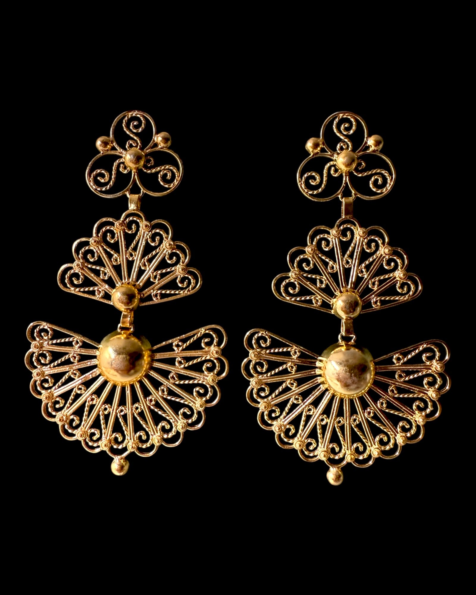 Viana Heart Earrings in Gold Plated Silver
