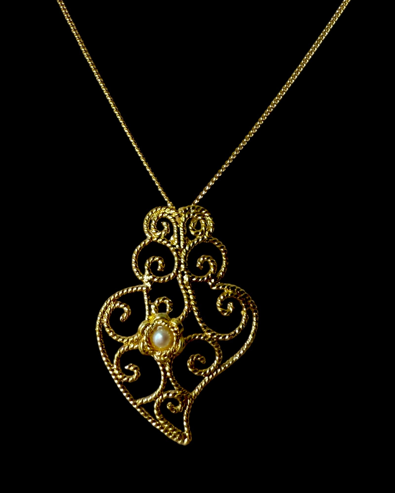 Viana Heart Necklace in Gold Plated Silver
