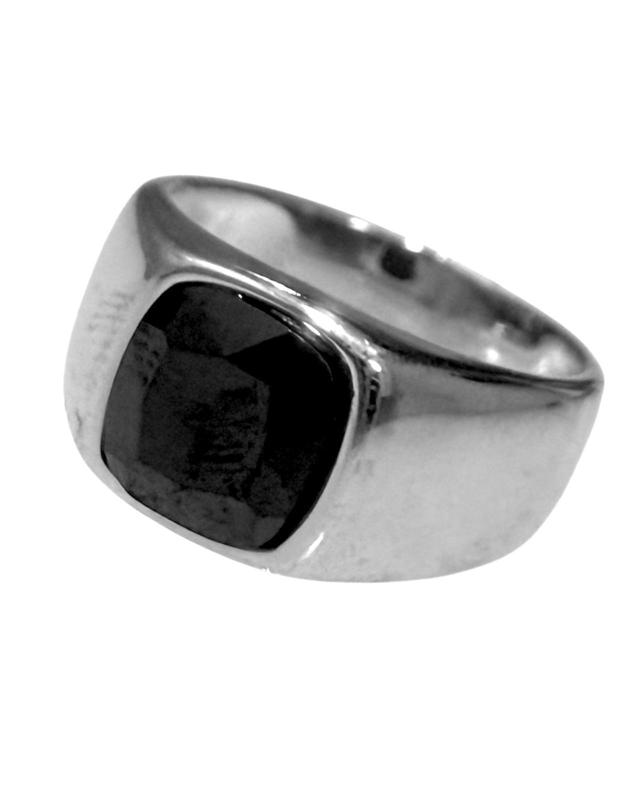 Anel Masculino em Prata com Pedra Preta