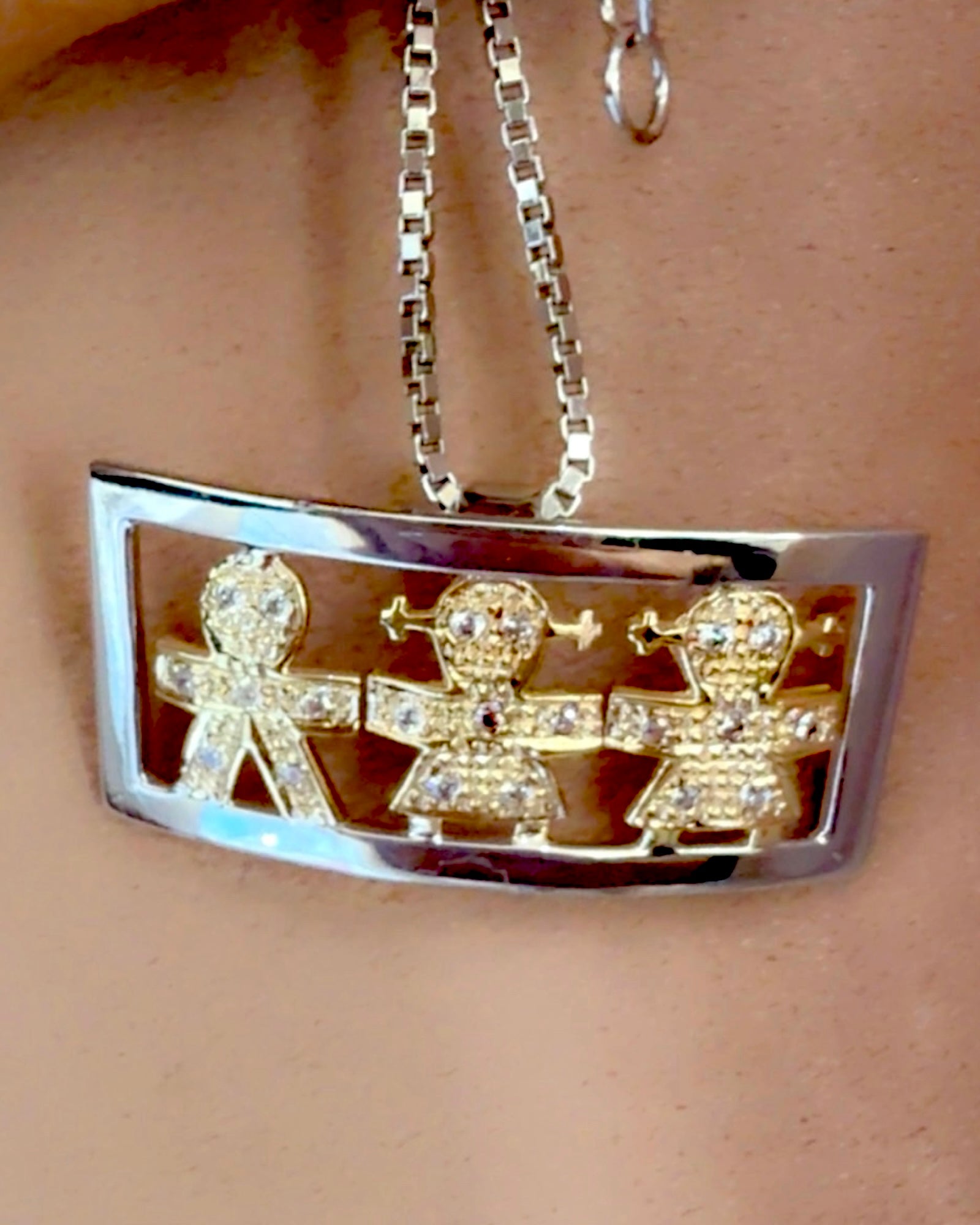 Medal Boy + Girls
