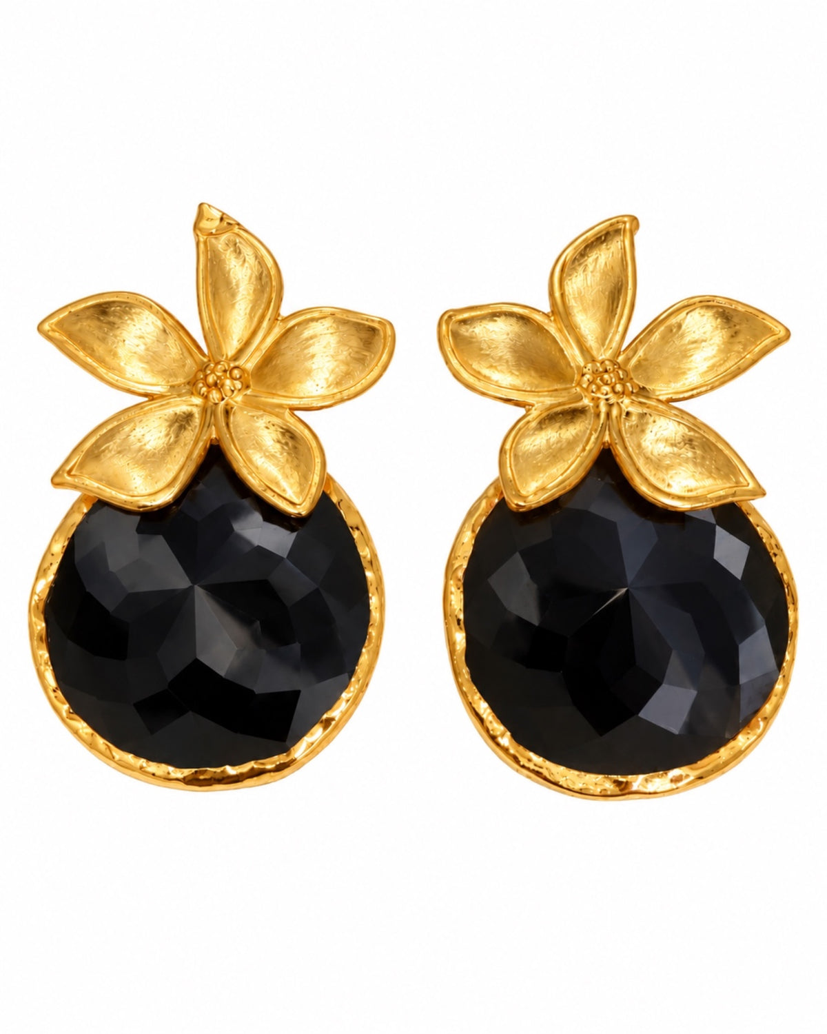 Flower Earrings with Black Stone in Gold-Plated Silver